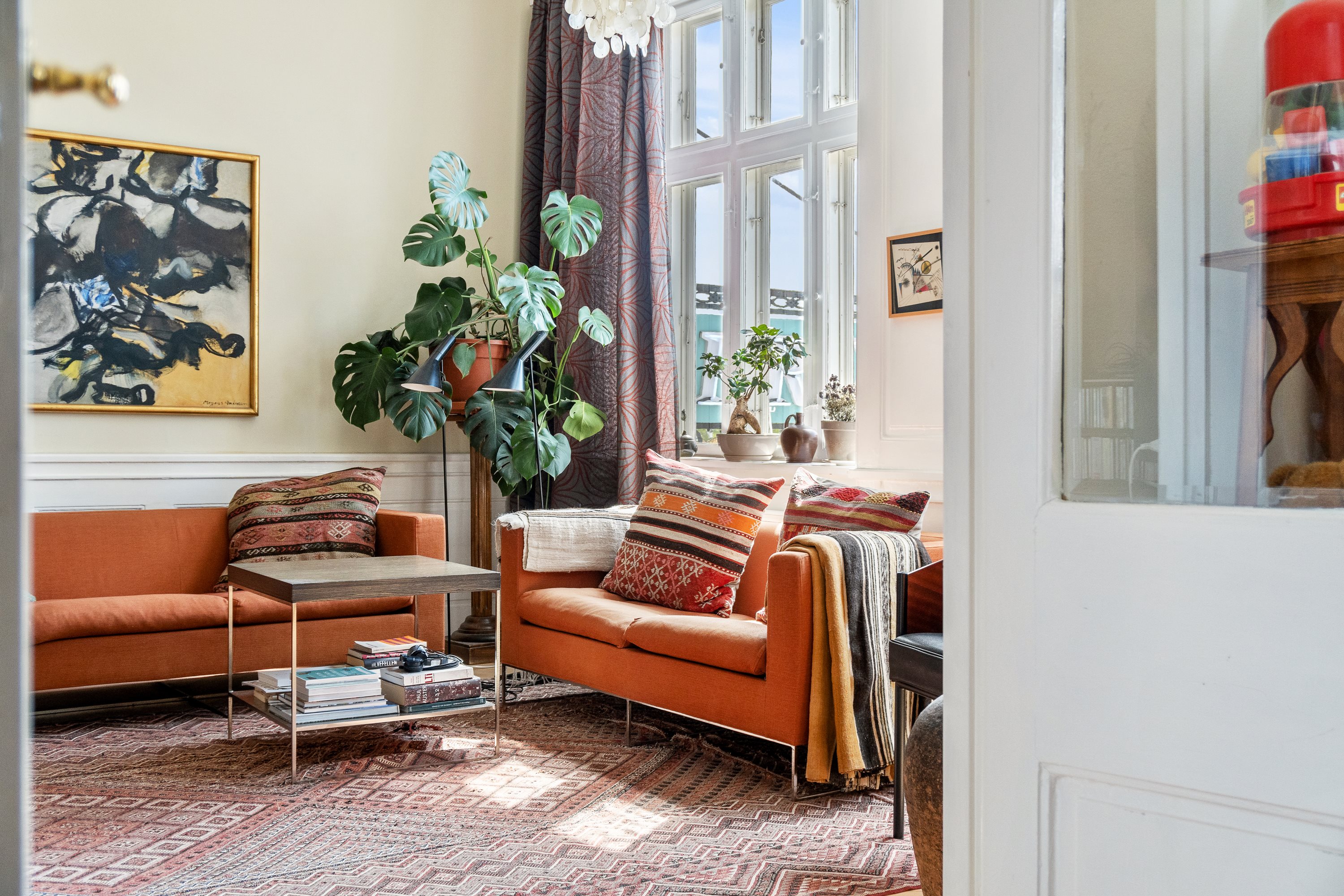 Fremhævet andet billede i fuldskærmstilstand. Billede af Gammel Strand 38, 1., 1202 København K