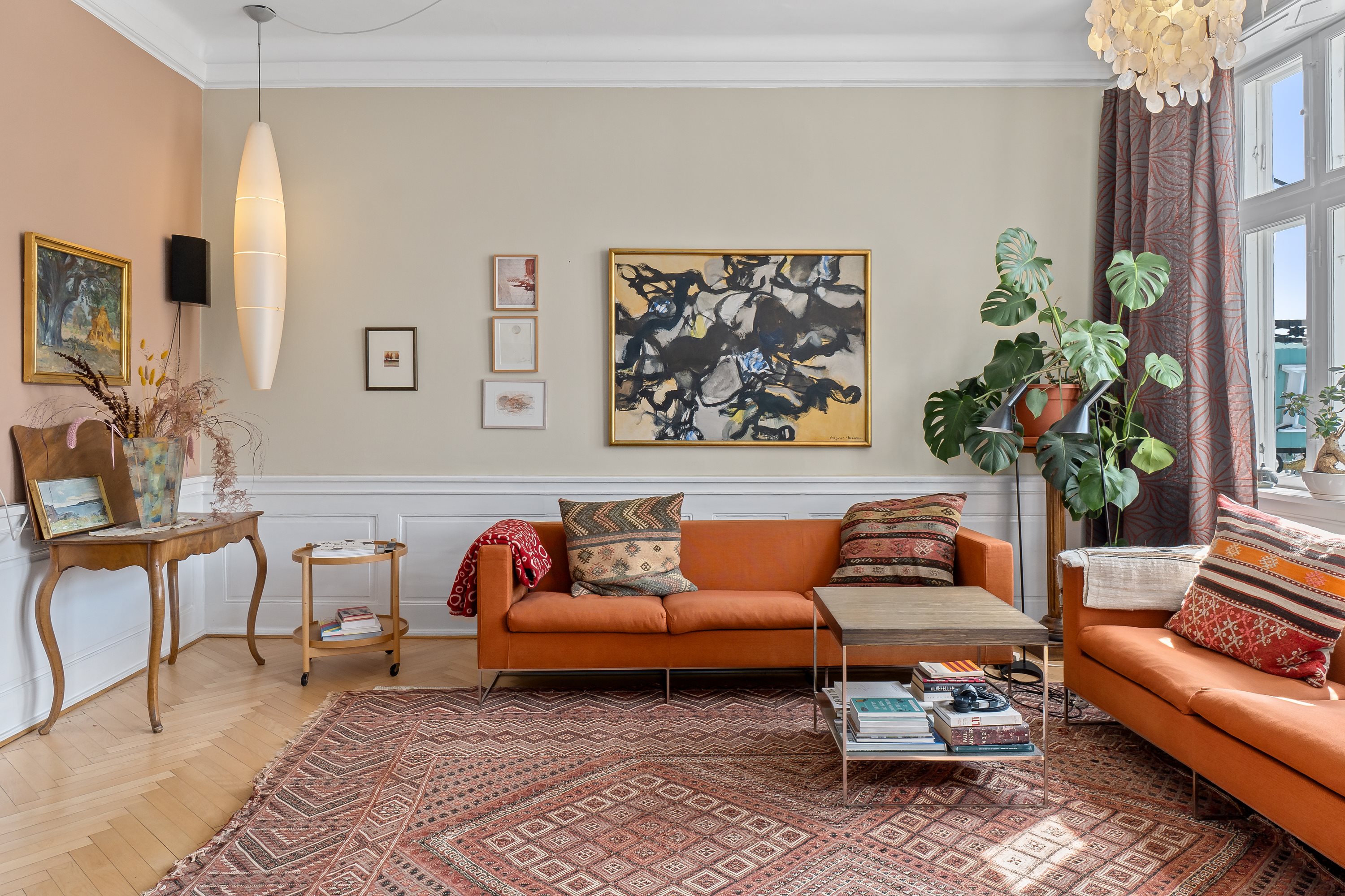 Fremhævet andet billede i fuldskærmstilstand. Billede af Gammel Strand 38, 1., 1202 København K