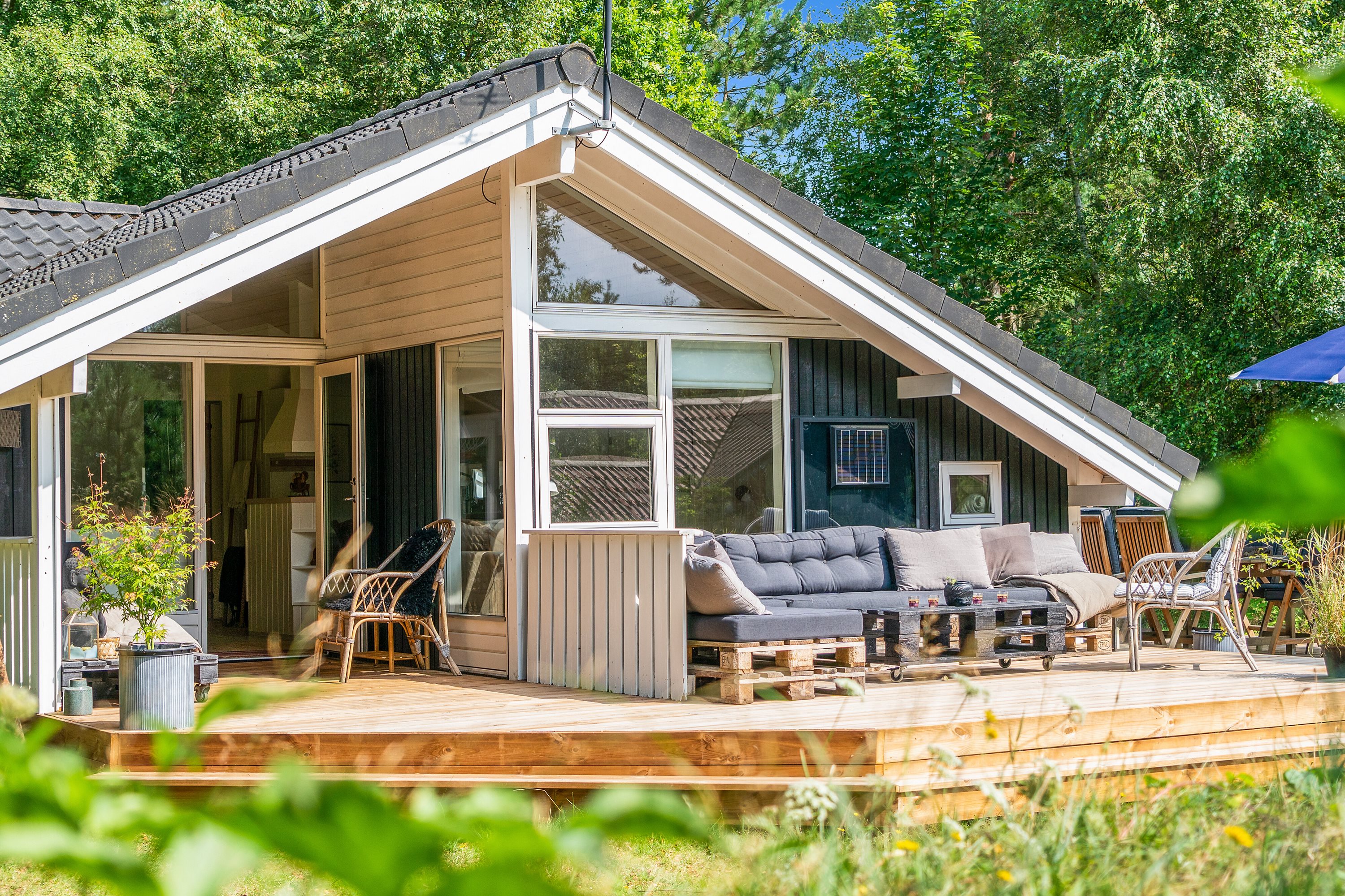 Fremhævet set fra haven billede i fuldskærmstilstand. Billede af Koglevænget 12, Stenstrup, 4573 Højby