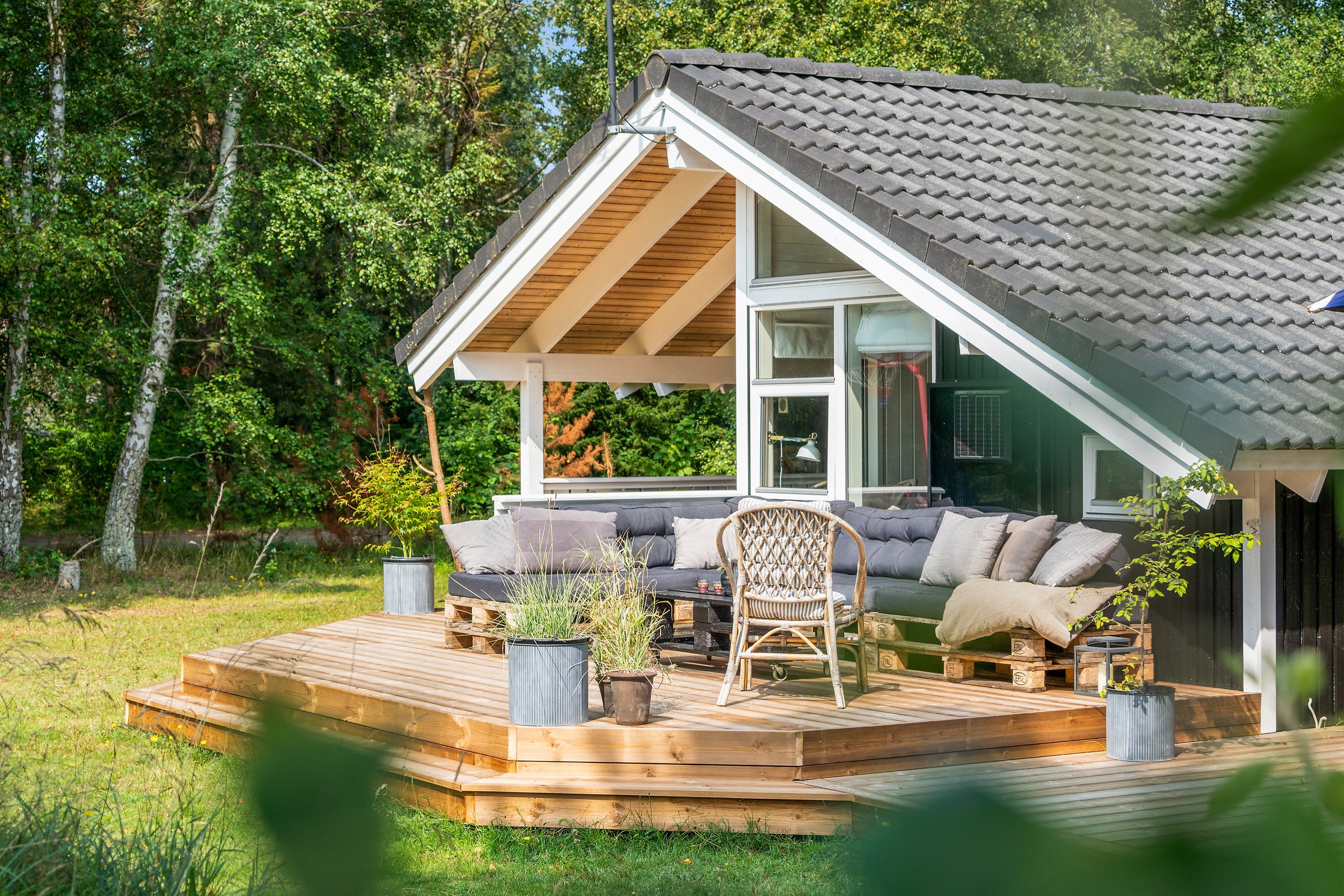 Fremhævet set fra haven billede i fuldskærmstilstand. Billede af Koglevænget 12, Stenstrup, 4573 Højby