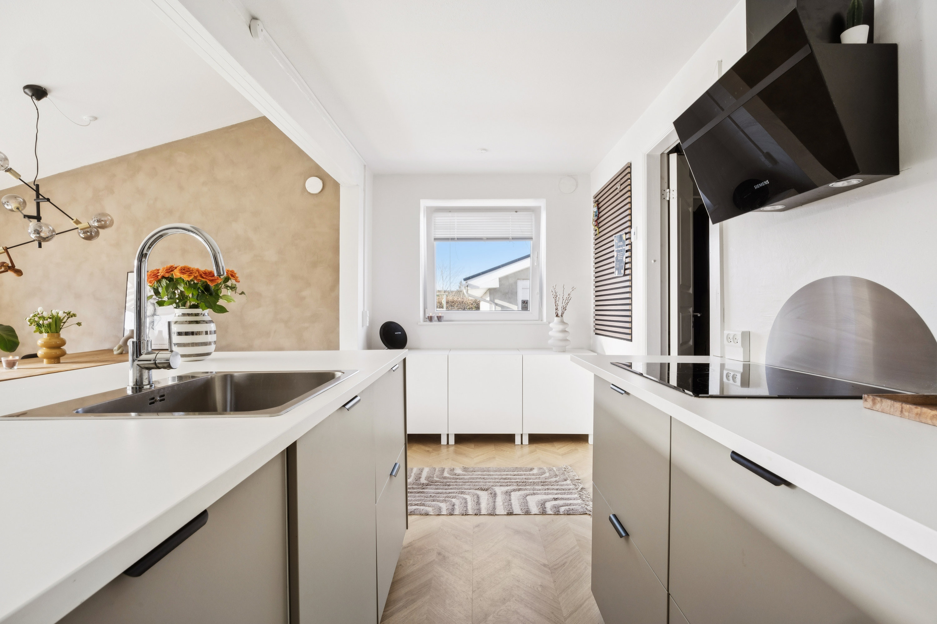 Fremhævet køkken billede i fuldskærmstilstand. Billede af Tranegilde Strandvej 72, 2635 Ishøj