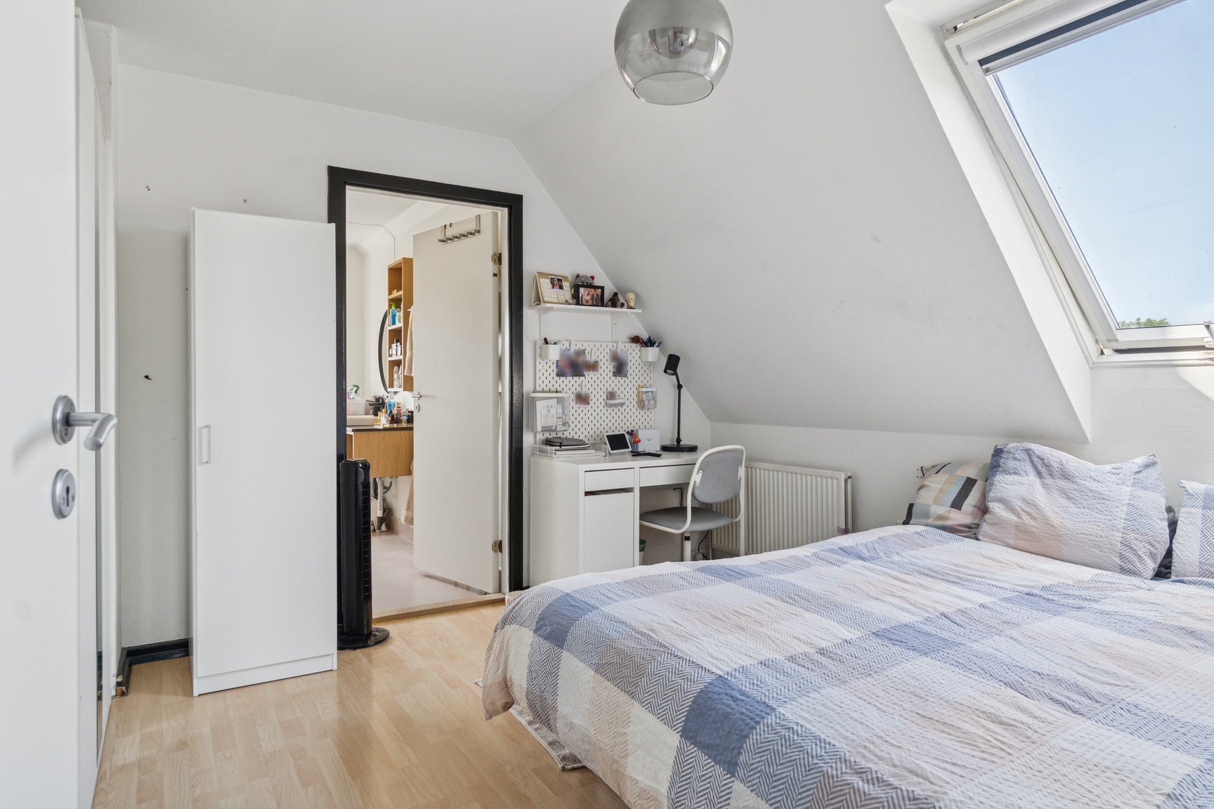 Fremhævet  billede i fuldskærmstilstand. Billede af Østvej 5, 2. th., Esbønderup, 3230 Græsted