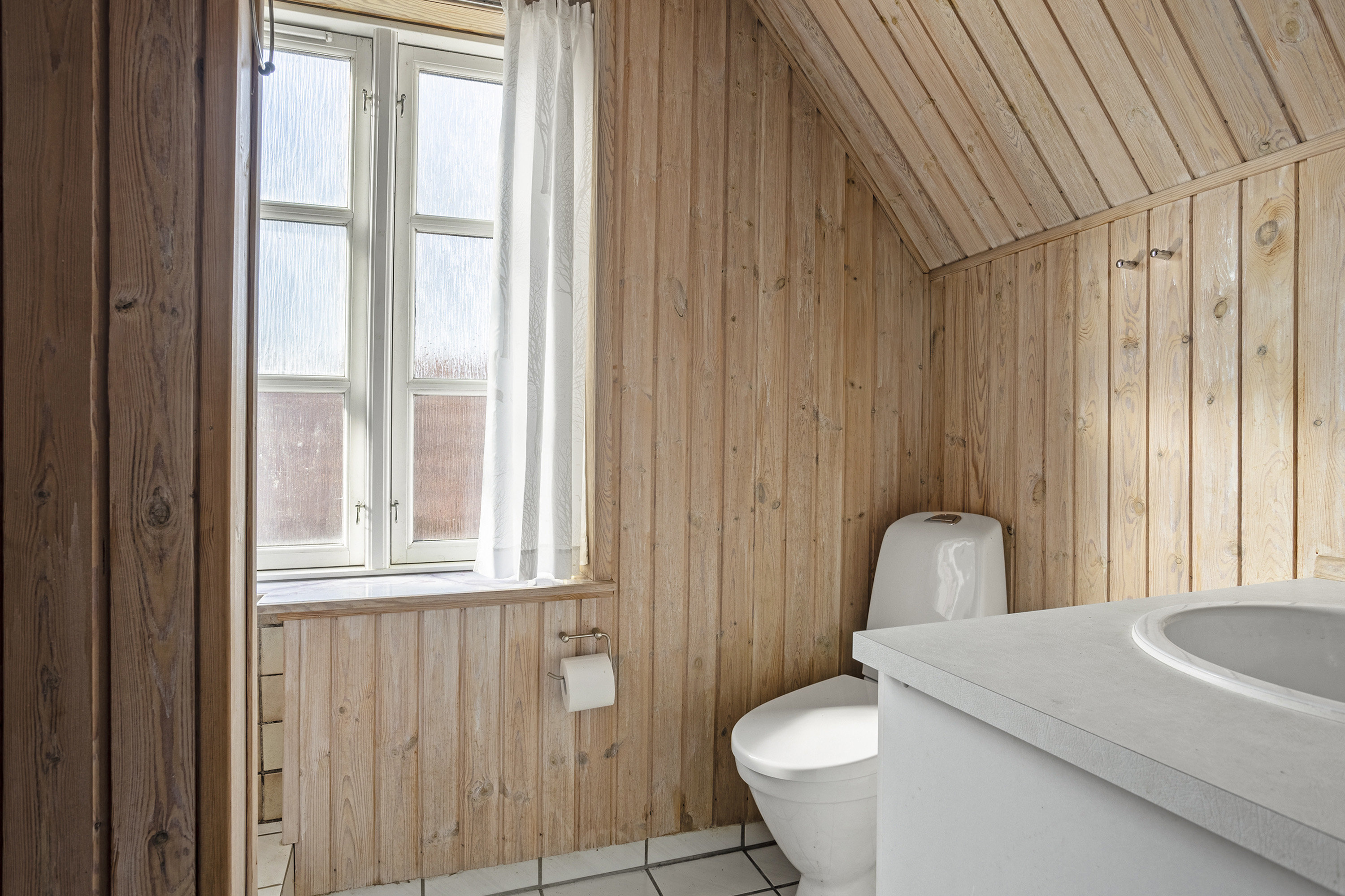 Fremhævet badeværelse billede i fuldskærmstilstand. Billede af Andstvej 6, 6621 Gesten