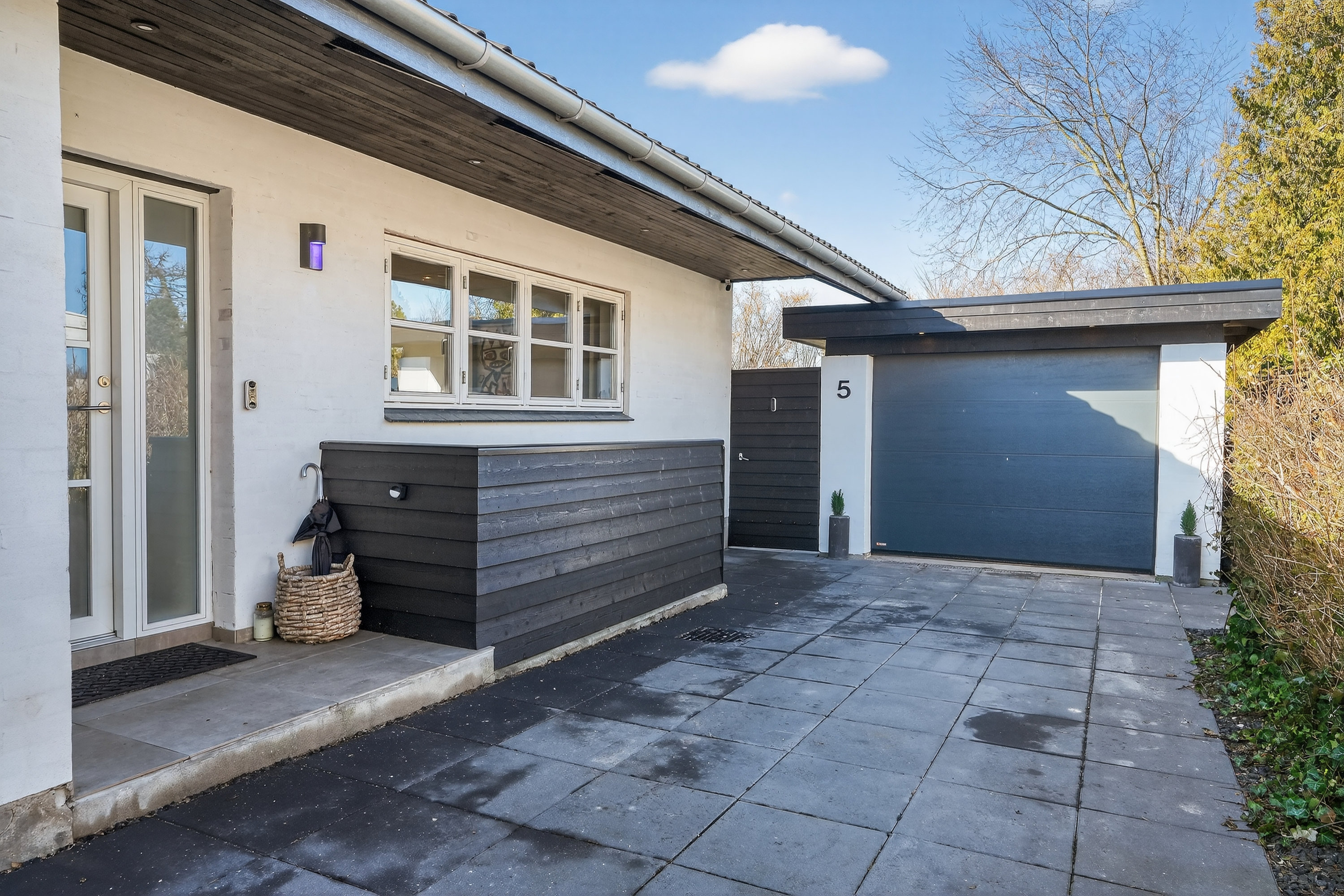 Fremhævet ejendommen billede i fuldskærmstilstand. Billede af Nørrevej 5, 2690 Karlslunde