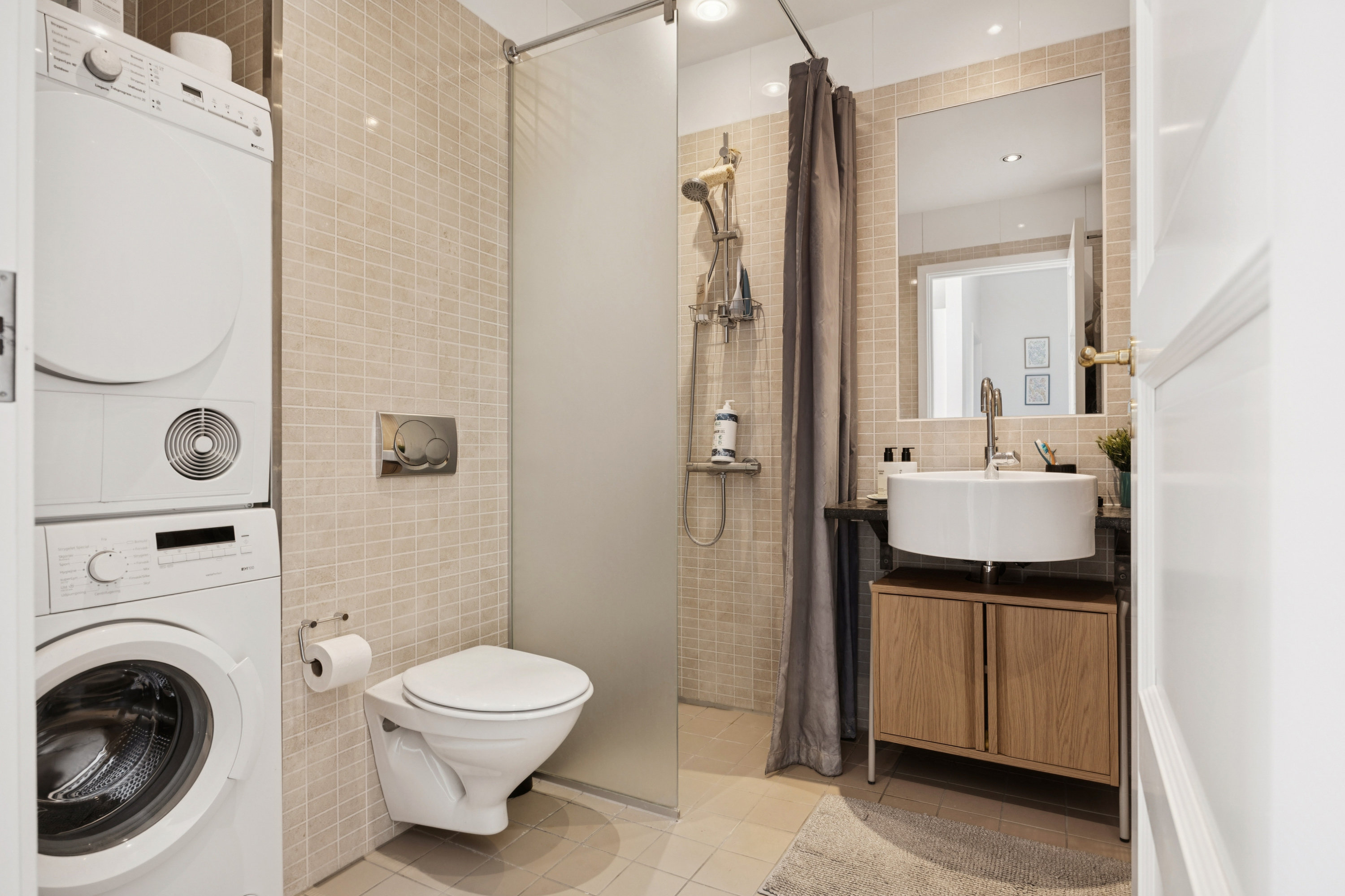 Fremhævet badeværelse billede i fuldskærmstilstand. Billede af H.V. Nyholms Vej 2, 4. 2., 2000 Frederiksberg