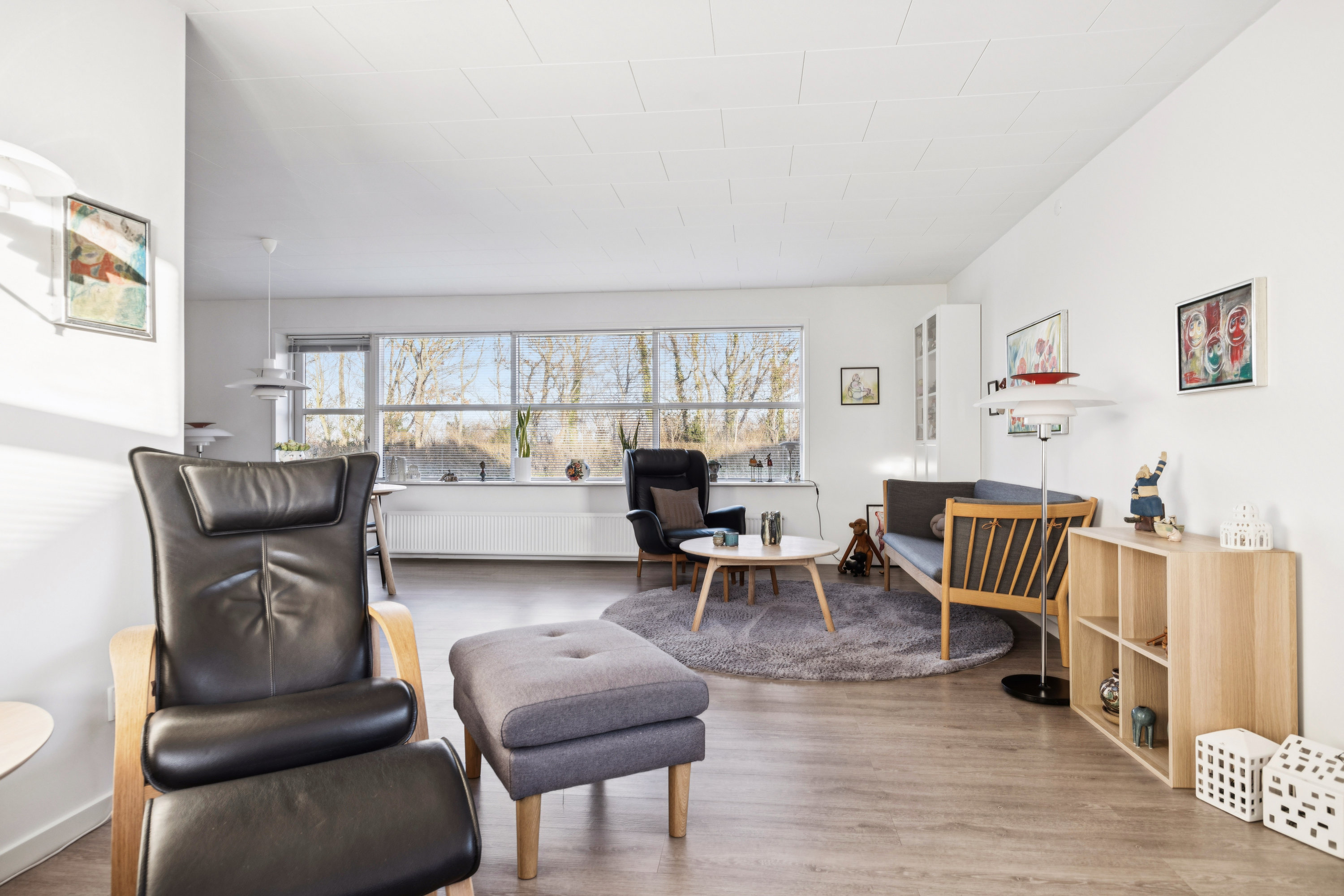 Fremhævet stue billede i fuldskærmstilstand. Billede af Østervang 20, 9362 Gandrup