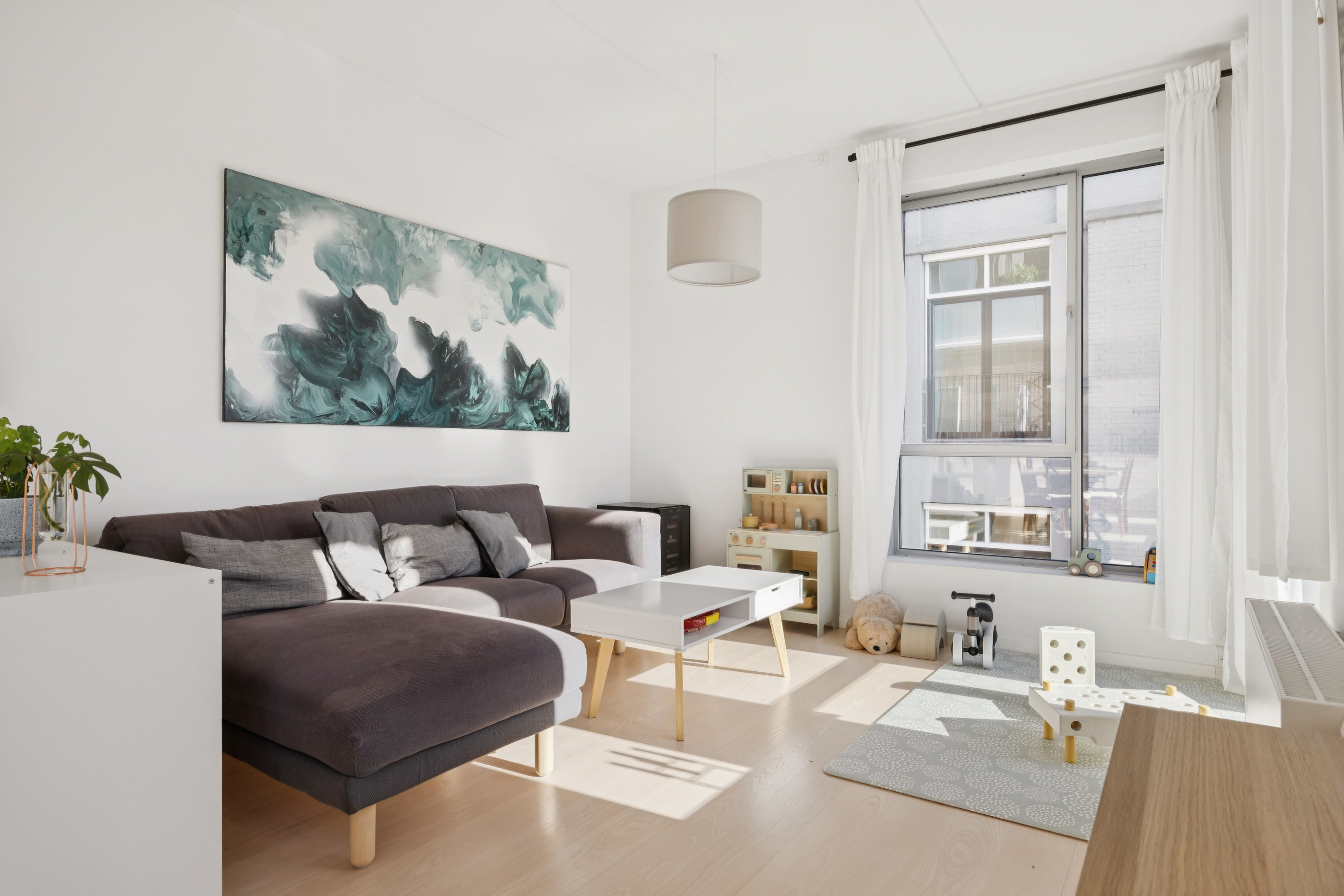 Fremhævet stue billede i fuldskærmstilstand. Billede af H.V. Nyholms Vej 2, 4. 2., 2000 Frederiksberg