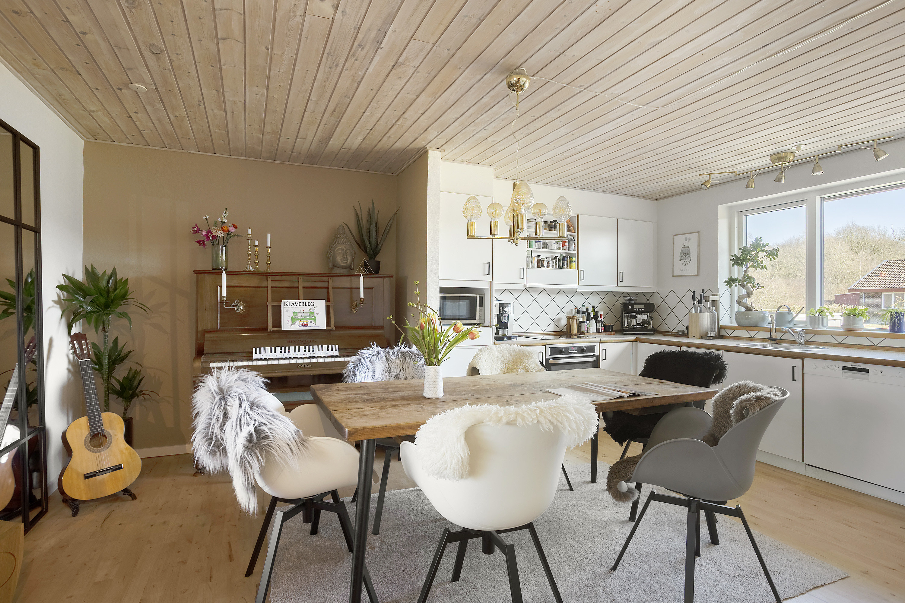 Fremhævet spisekøkken billede i fuldskærmstilstand. Billede af Julivænget 39, Bramdrupdam, 6000 Kolding