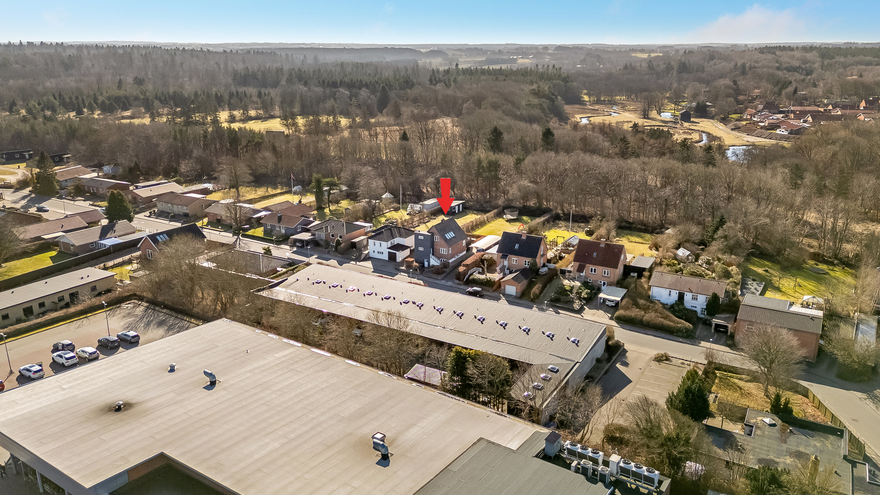 Fremhævet luftfoto billede i fuldskærmstilstand. Billede af Kildevej 18, 7500 Holstebro