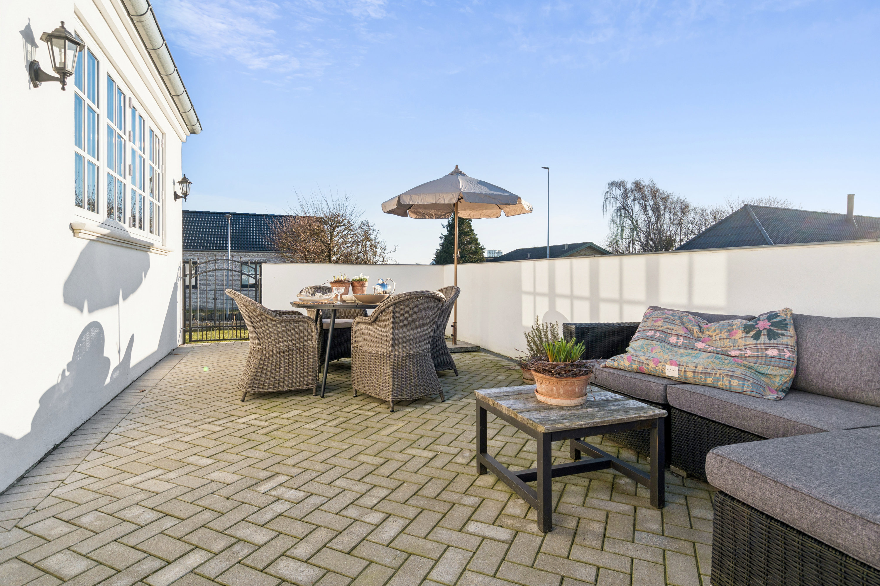 Fremhævet terrasse billede i fuldskærmstilstand. Billede af Rødkælkevej 2, 9400 Nørresundby