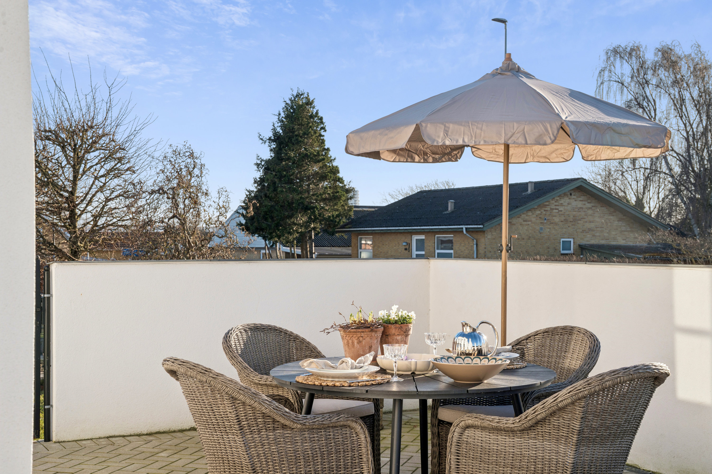 Fremhævet terrasse billede i fuldskærmstilstand. Billede af Rødkælkevej 2, 9400 Nørresundby