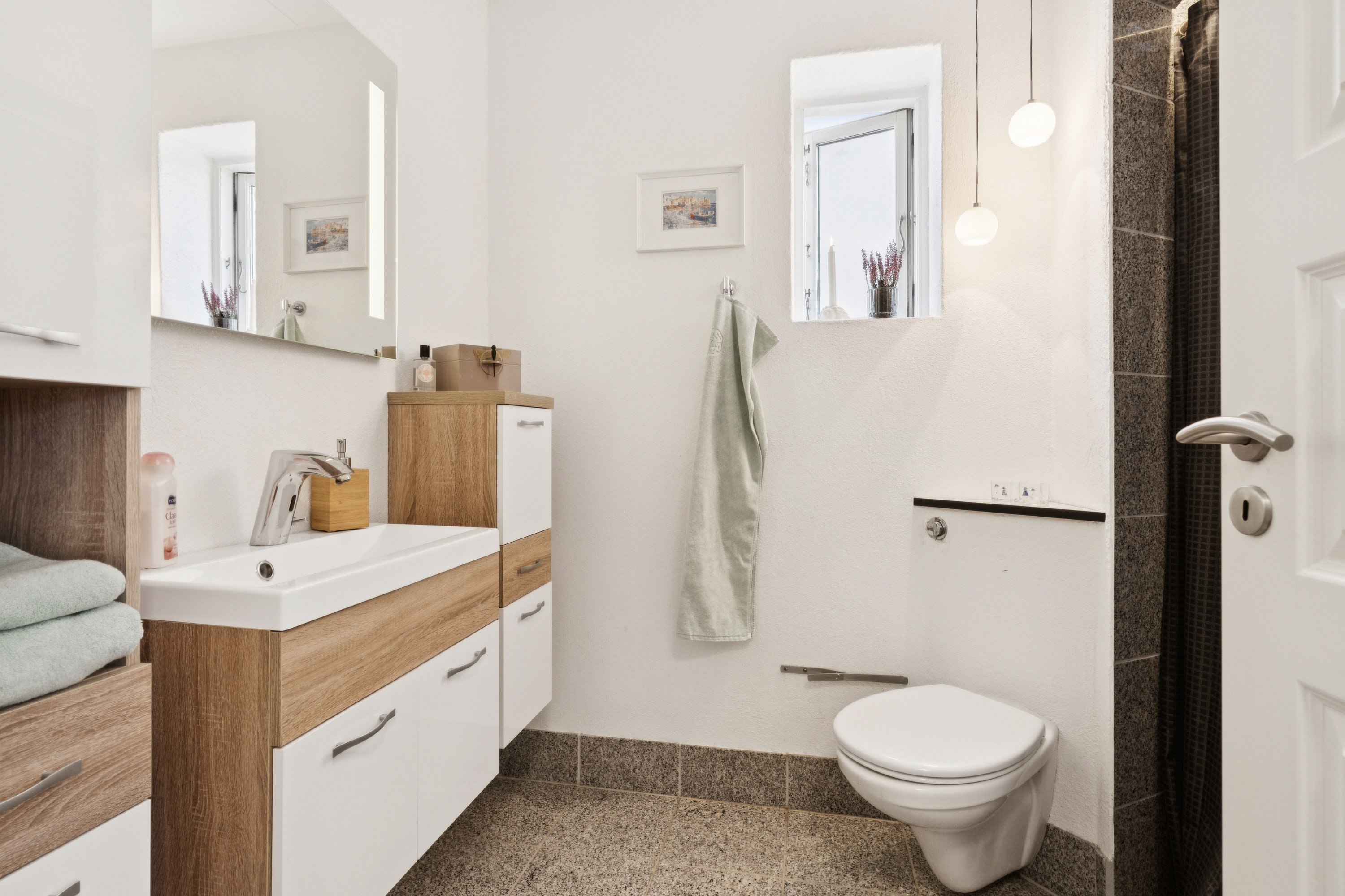 Fremhævet badeværelse billede i fuldskærmstilstand. Billede af Schleppegrellsgade 19, 9000 Aalborg