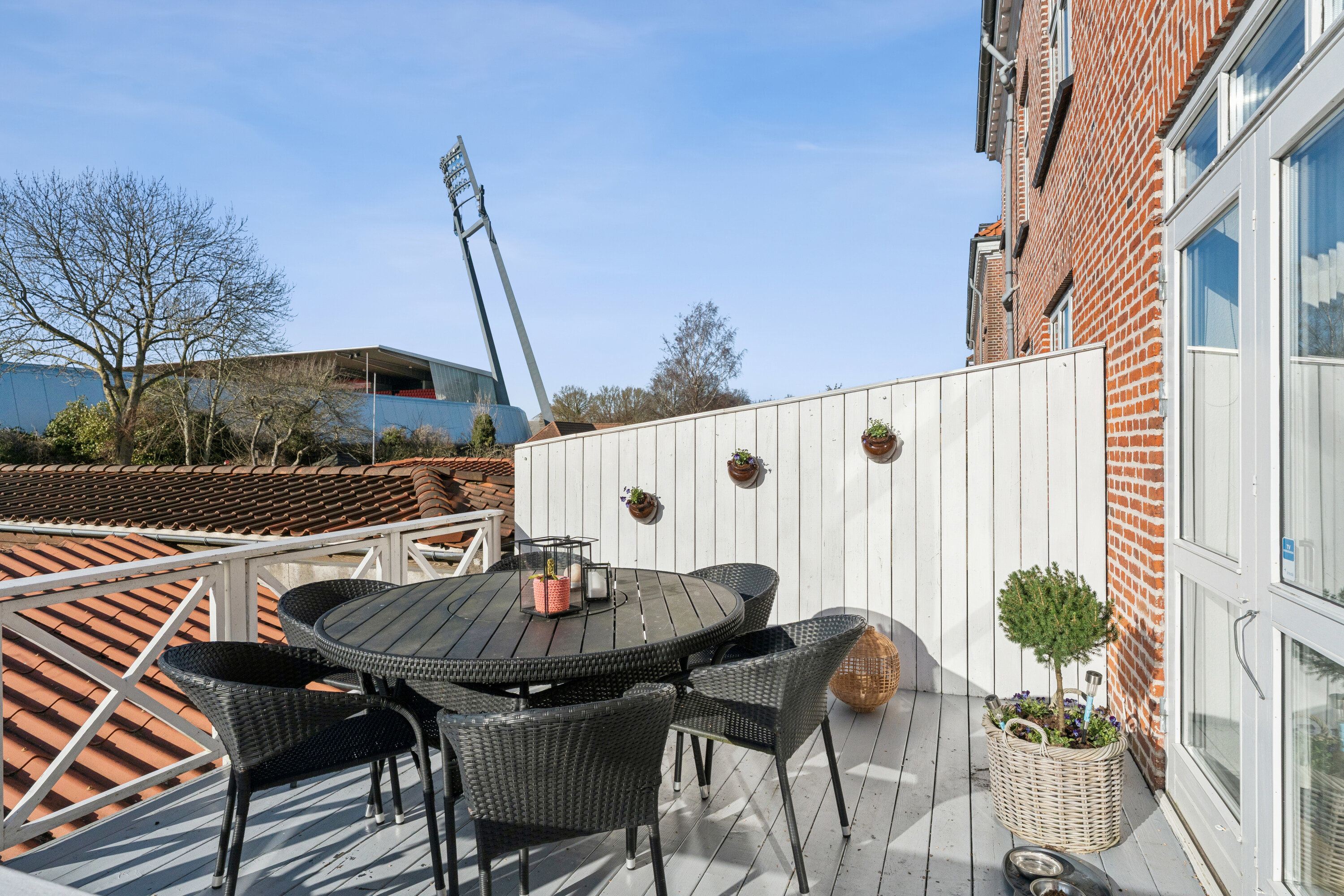 Fremhævet terrasse billede i fuldskærmstilstand. Billede af Schleppegrellsgade 19, 9000 Aalborg