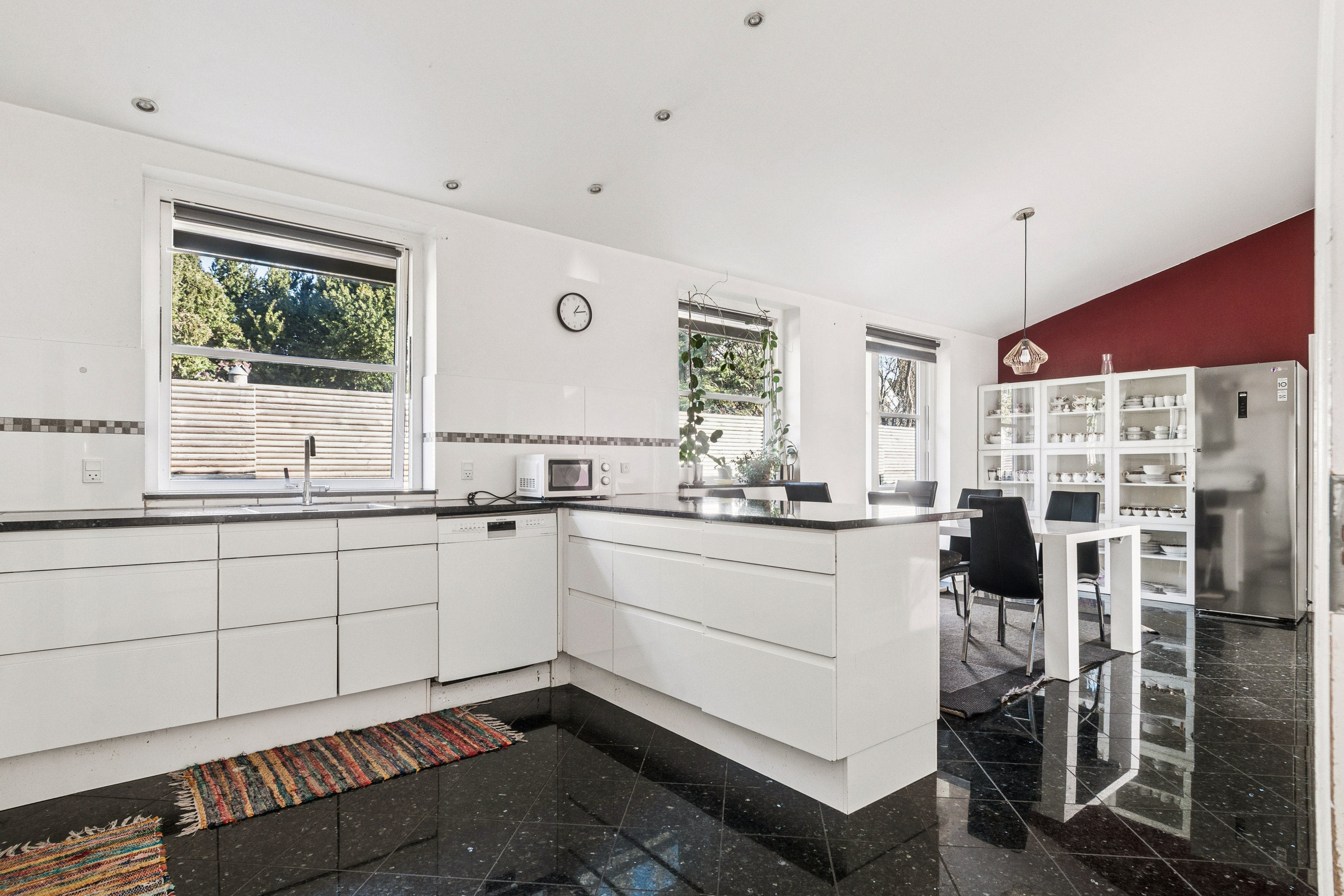 Fremhævet køkken billede i fuldskærmstilstand. Billede af Ingstrup Alle 10B, 2770 Kastrup