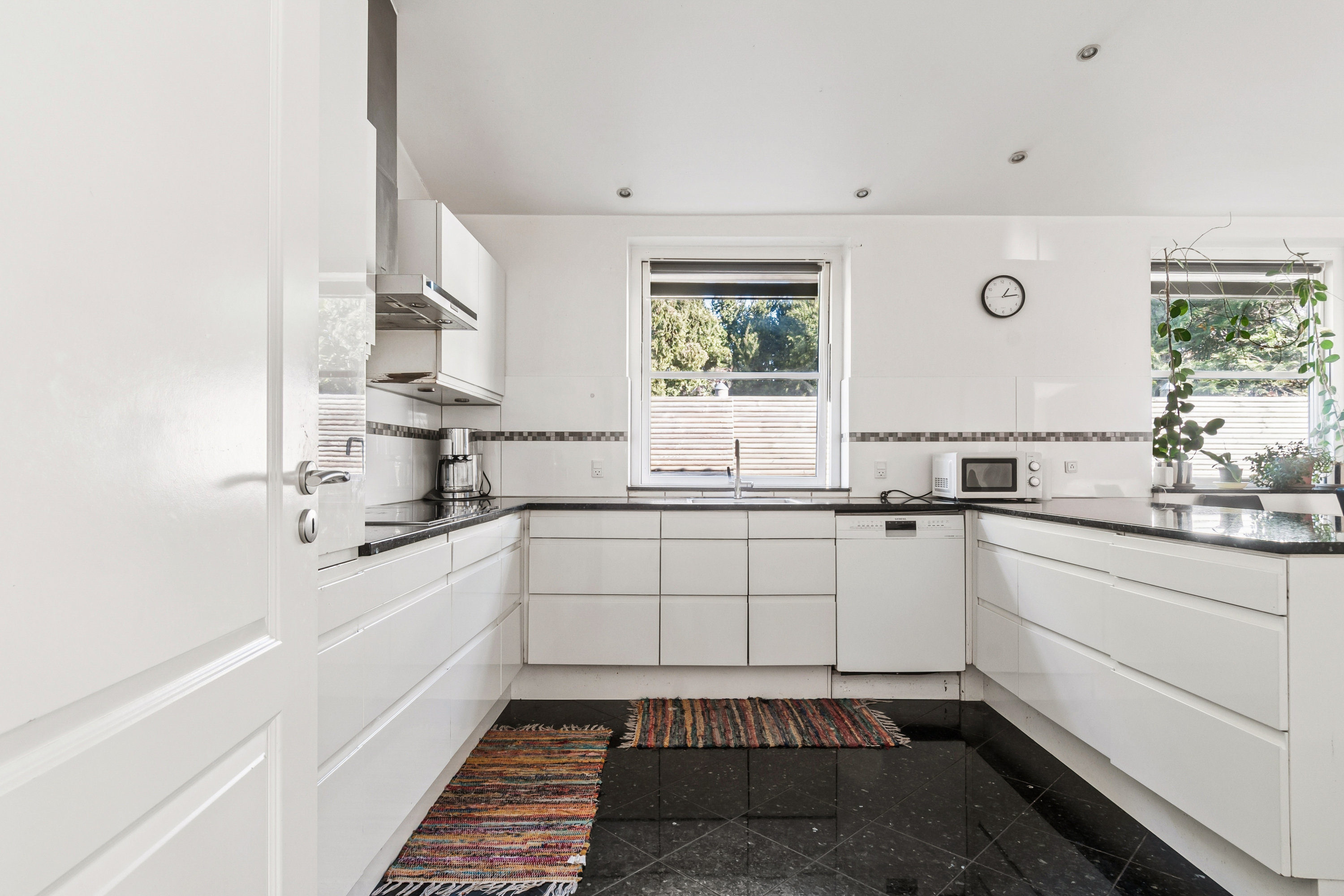 Fremhævet køkken billede i fuldskærmstilstand. Billede af Ingstrup Alle 10B, 2770 Kastrup