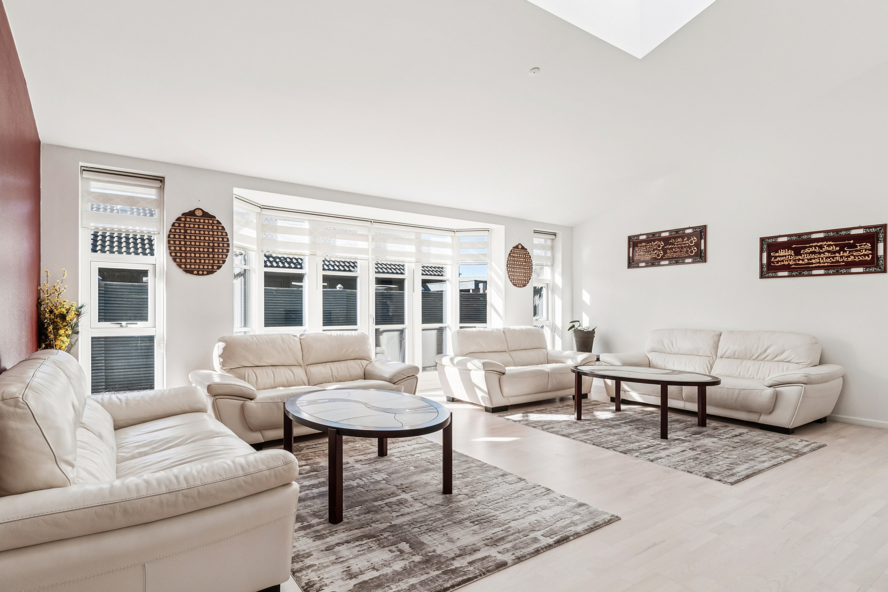 Fremhævet stue billede i fuldskærmstilstand. Billede af Ingstrup Alle 10B, 2770 Kastrup