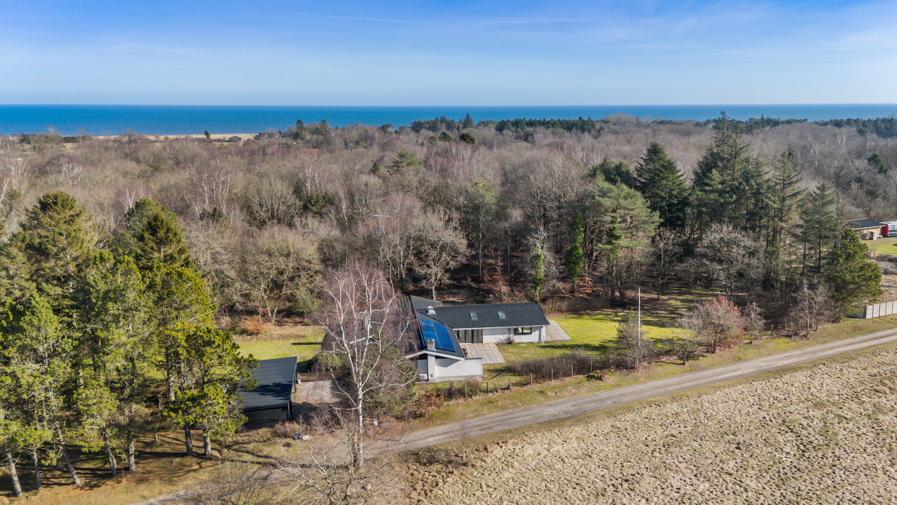 Fremhævet luftfoto billede i fuldskærmstilstand. Billede af Slåenvej 10, Sulbæk, 9900 Frederikshavn