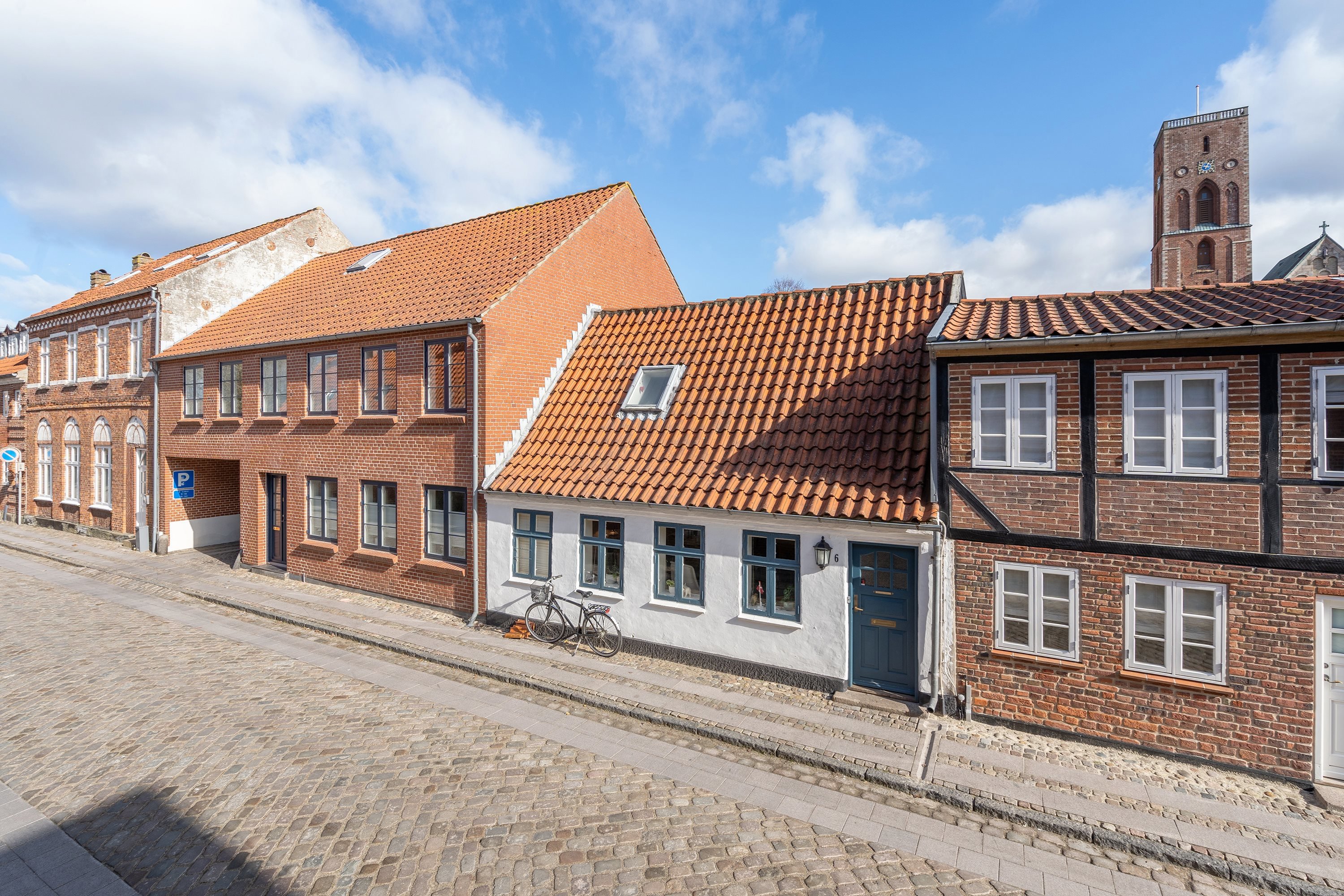 Fremhævet  billede i fuldskærmstilstand. Billede af Korsbrødregade 6, 6760 Ribe