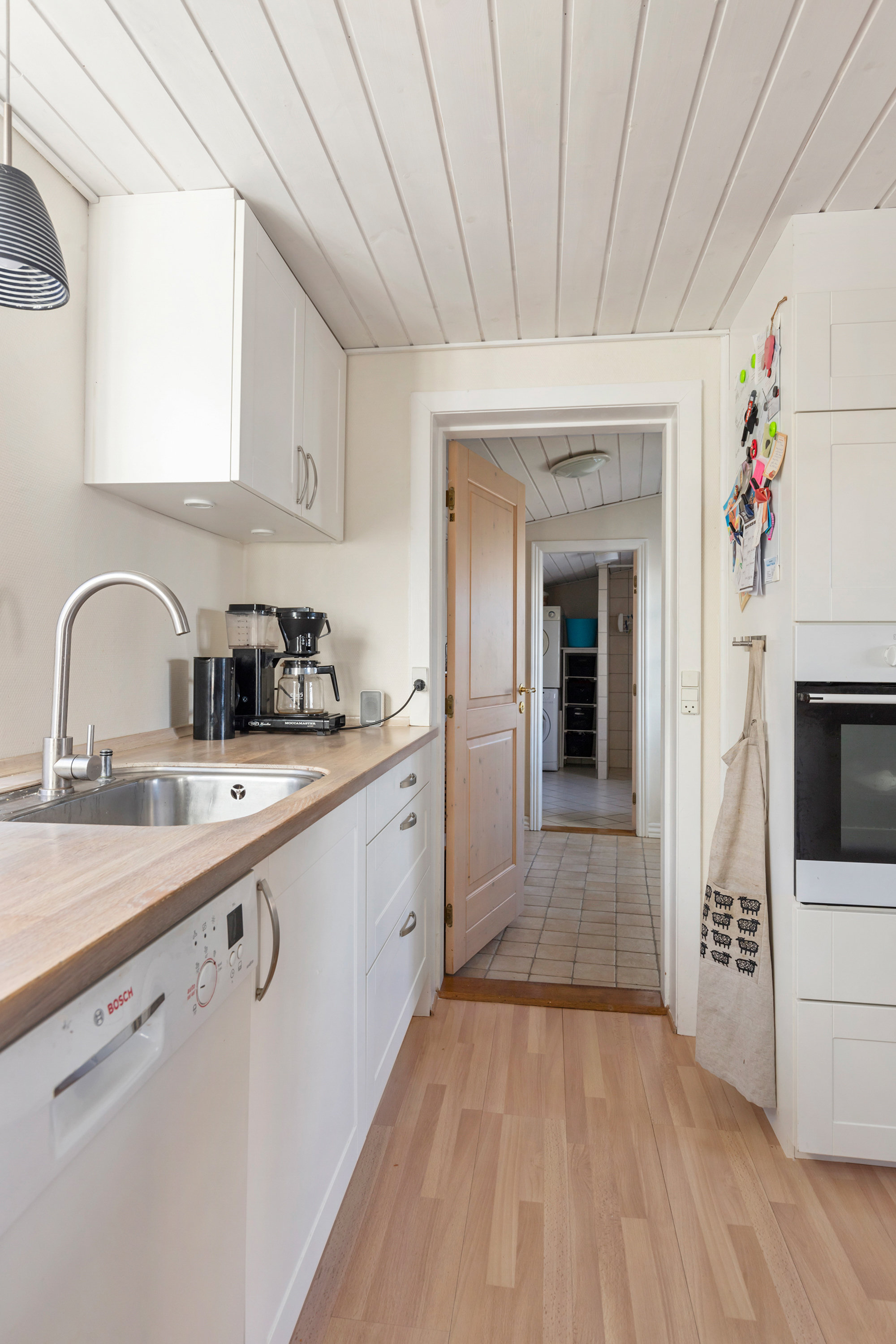 Fremhævet køkken billede i fuldskærmstilstand. Billede af Nibevej 12, 9600 Aars