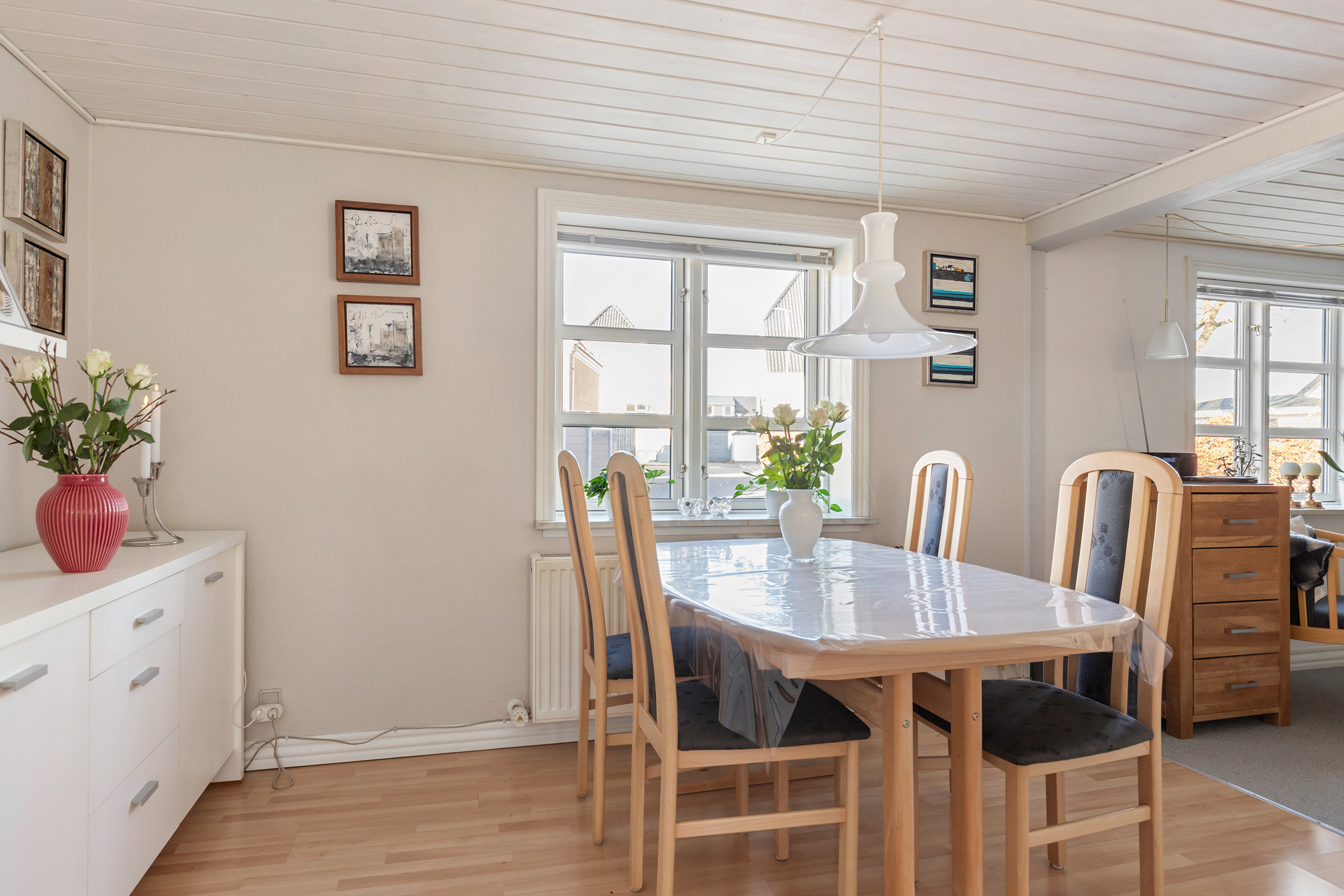 Fremhævet stue billede i fuldskærmstilstand. Billede af Nibevej 12, 9600 Aars