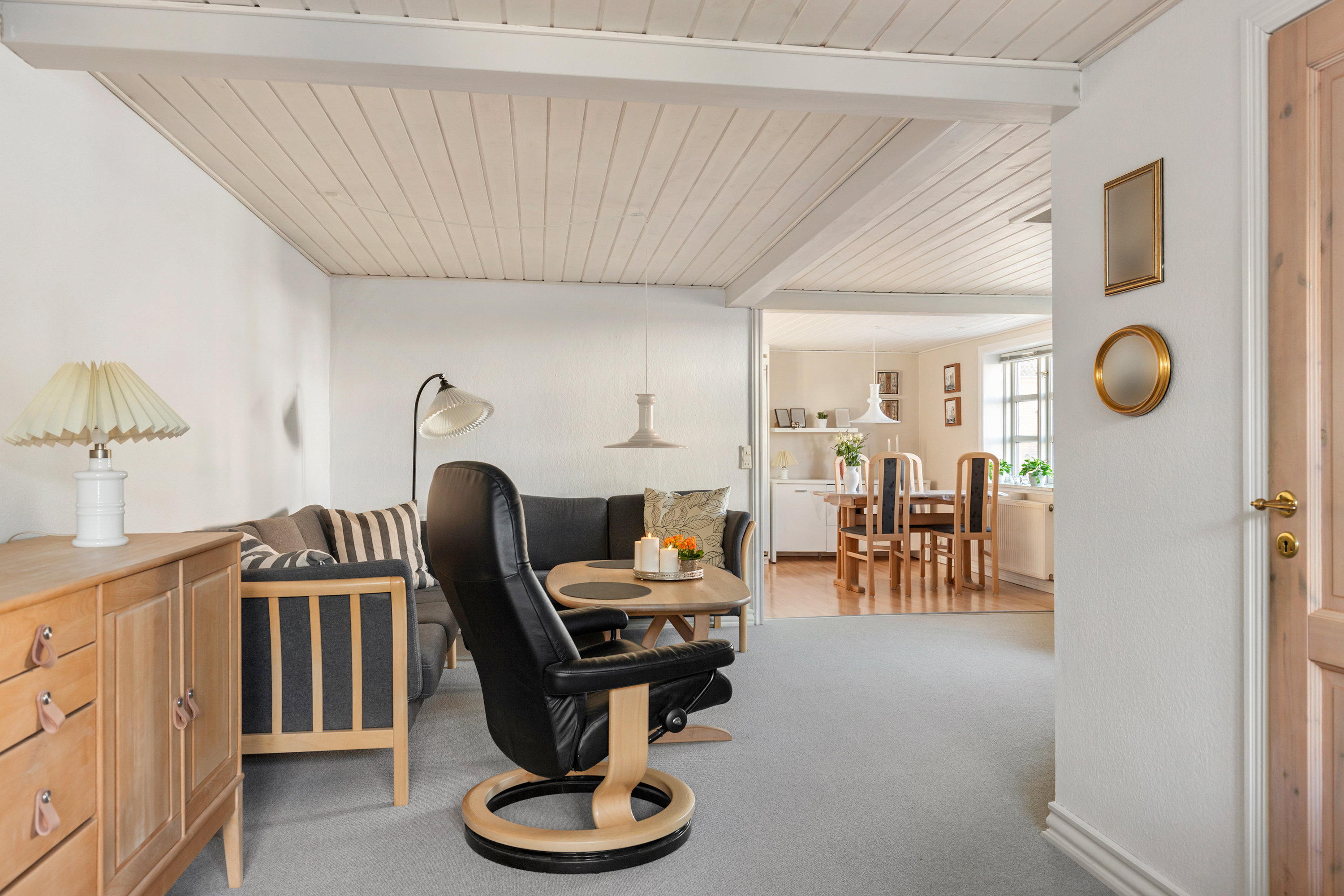 Fremhævet stue billede i fuldskærmstilstand. Billede af Nibevej 12, 9600 Aars