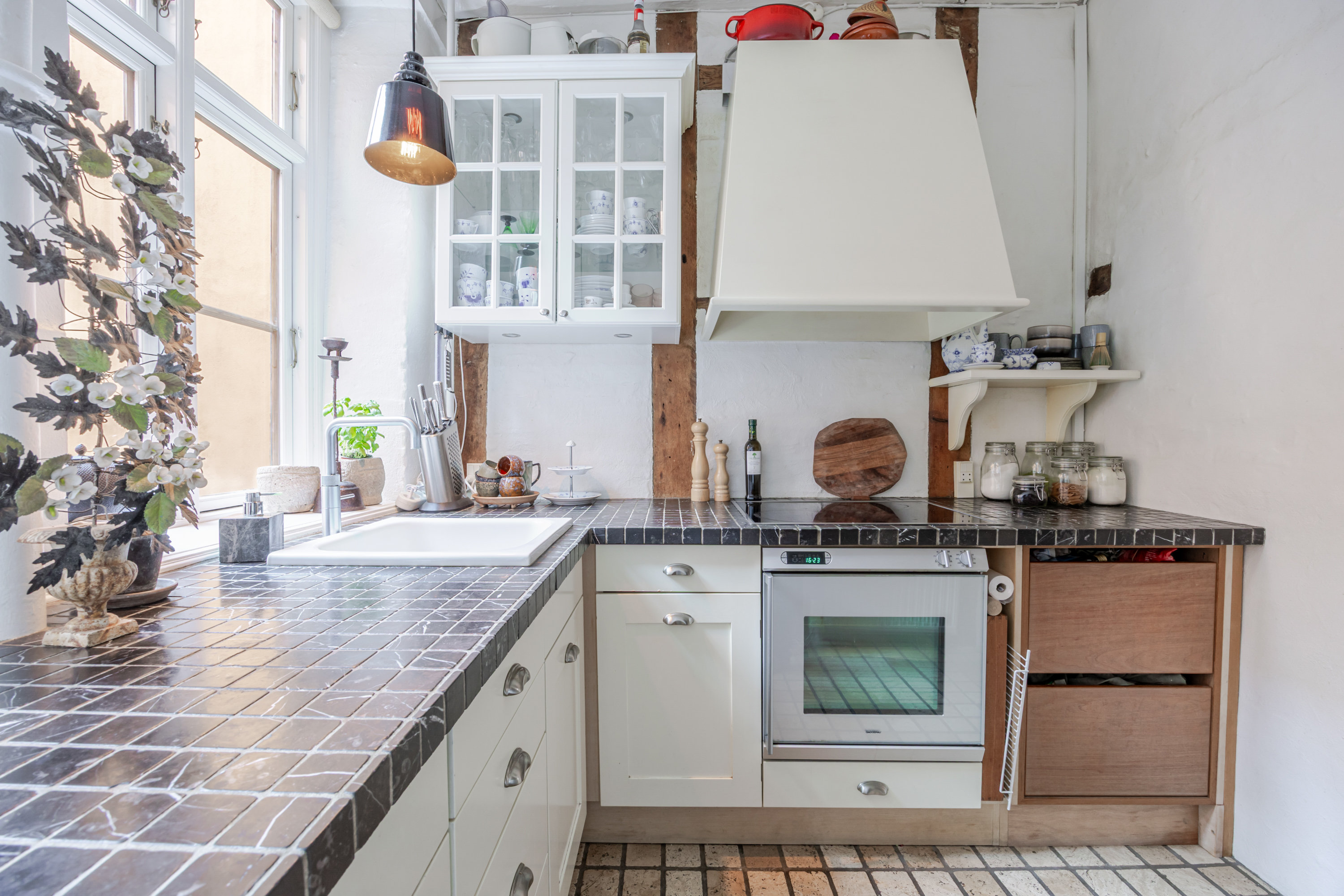 Fremhævet køkken billede i fuldskærmstilstand. Billede af Grønnegade 41, st.., 1107 København K