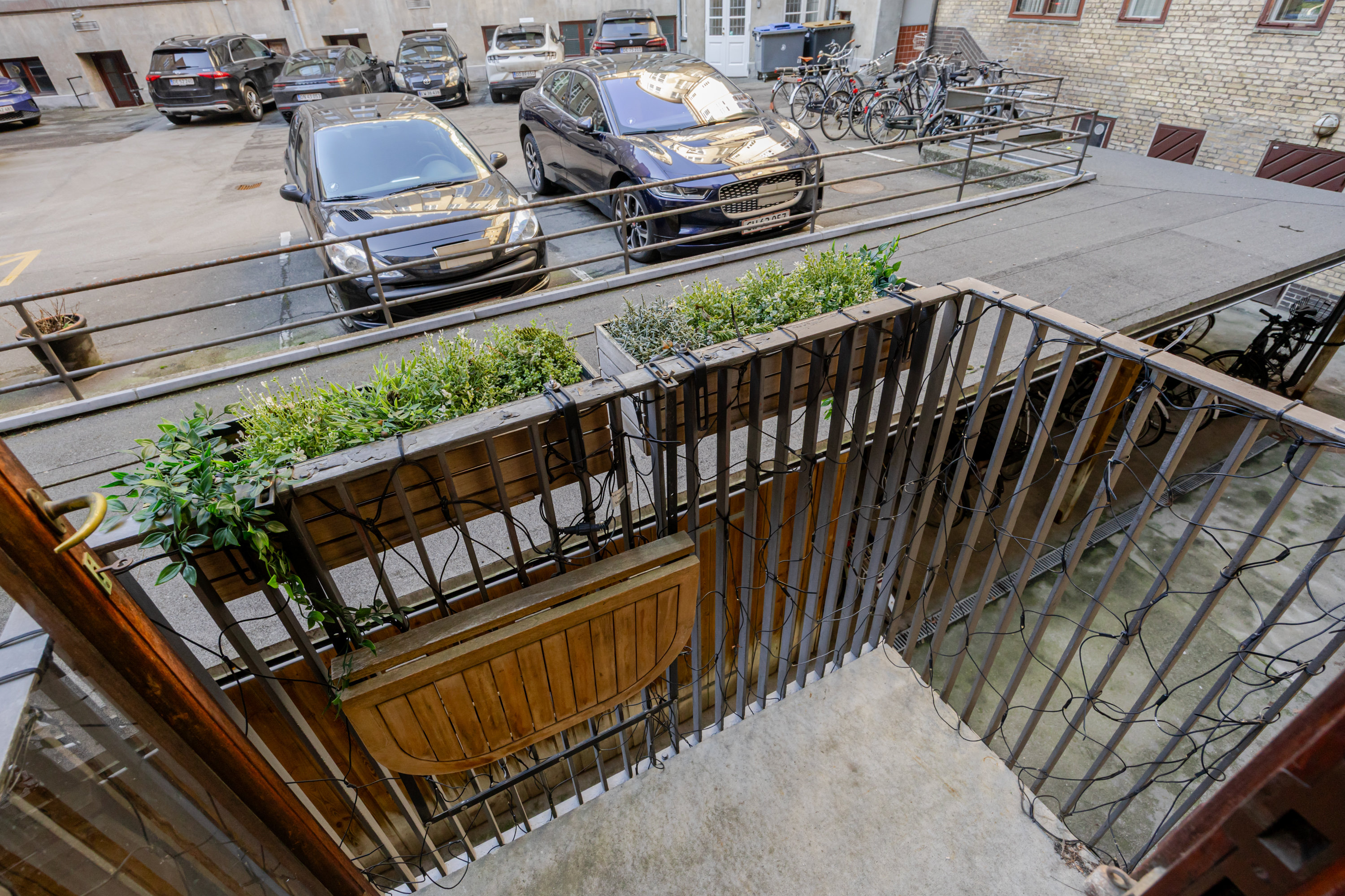 Fremhævet andet billede i fuldskærmstilstand. Billede af Grønningen 7, st.. th., 1270 København K