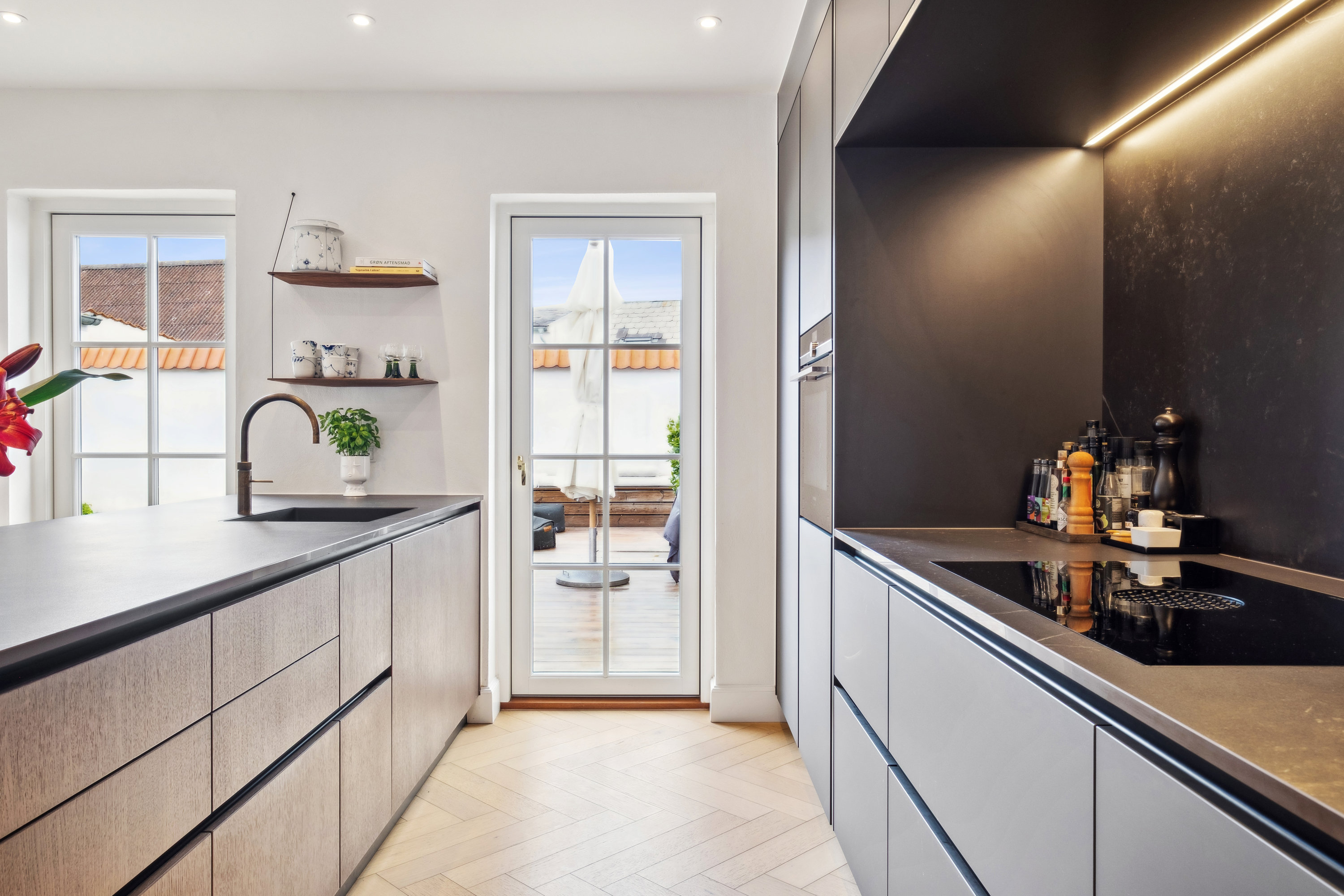 Fremhævet køkken billede i fuldskærmstilstand. Billede af St Tranegade 2, 9240 Nibe