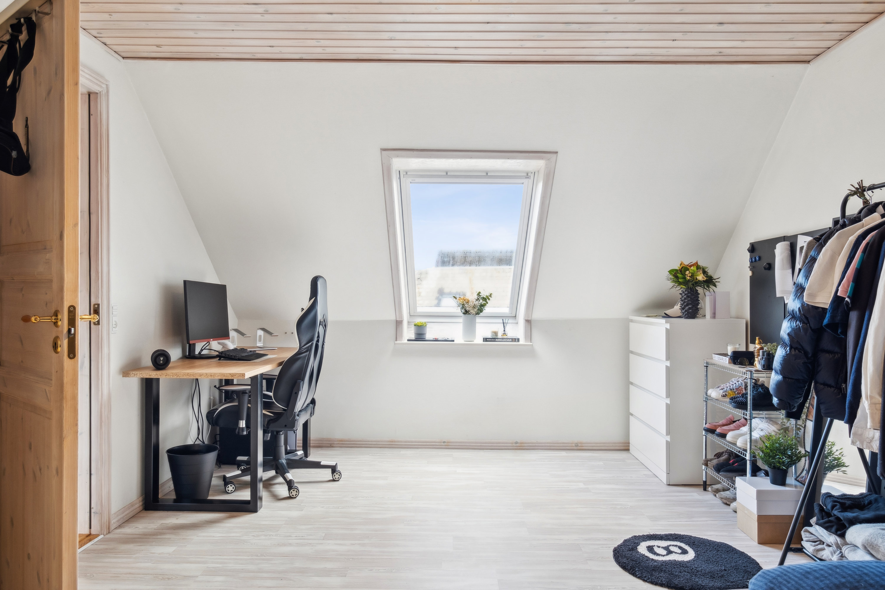 Fremhævet værelse billede i fuldskærmstilstand. Billede af St Tranegade 2, 9240 Nibe