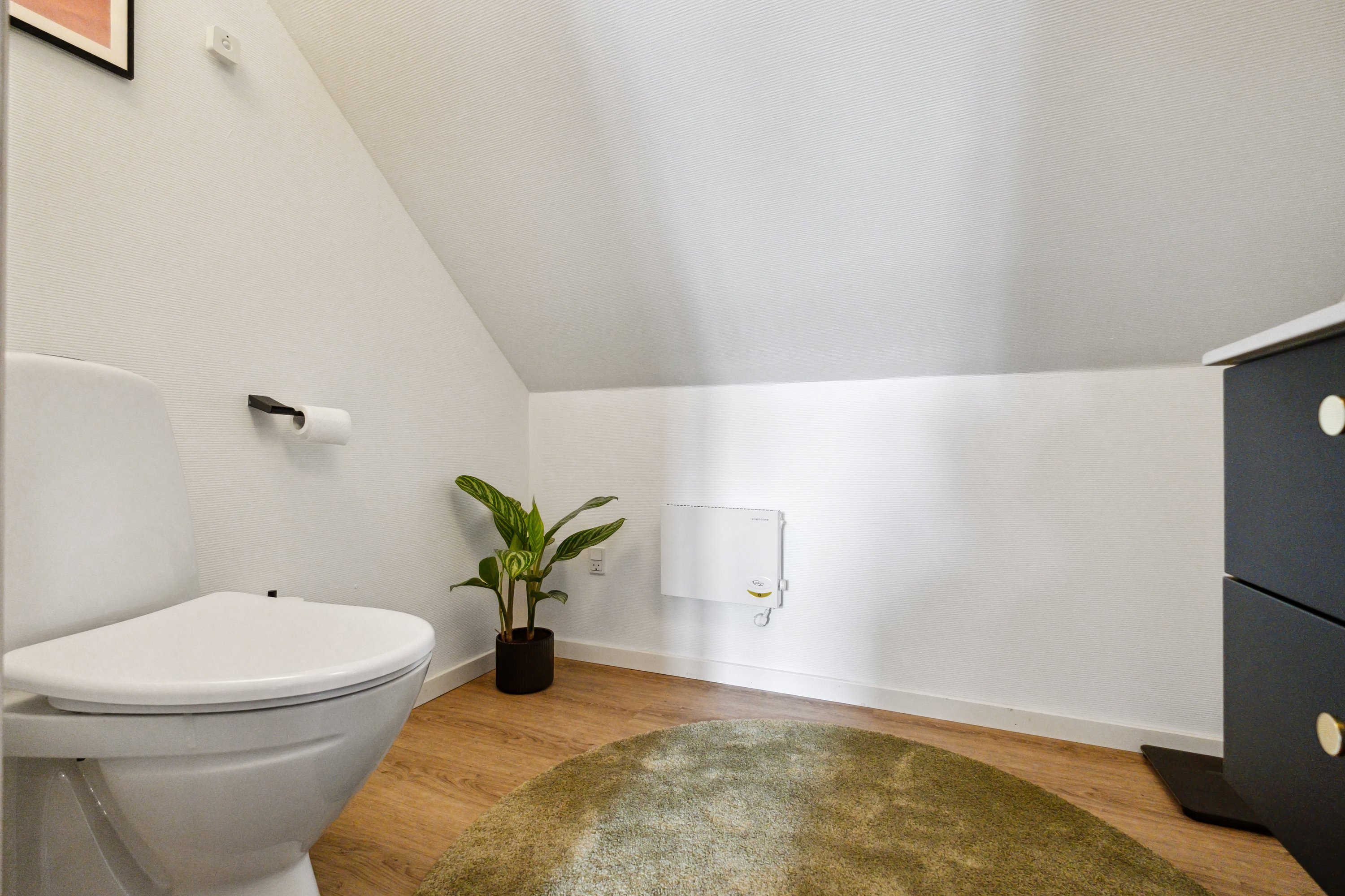 Fremhævet badeværelse billede i fuldskærmstilstand. Billede af St Tranegade 2, 9240 Nibe