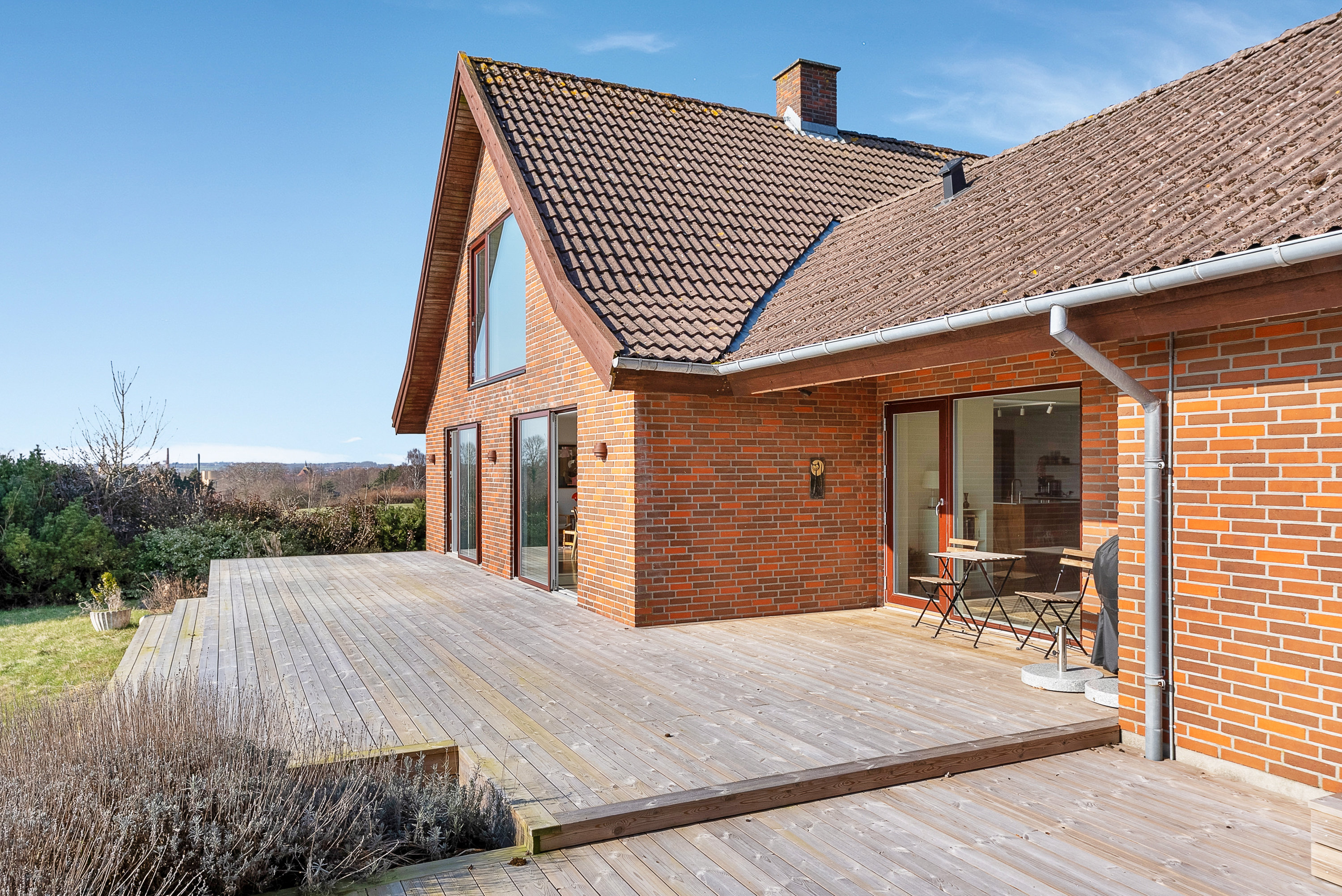 Fremhævet terrasse billede i fuldskærmstilstand. Billede af Alléskovvej 40, 5600 Faaborg