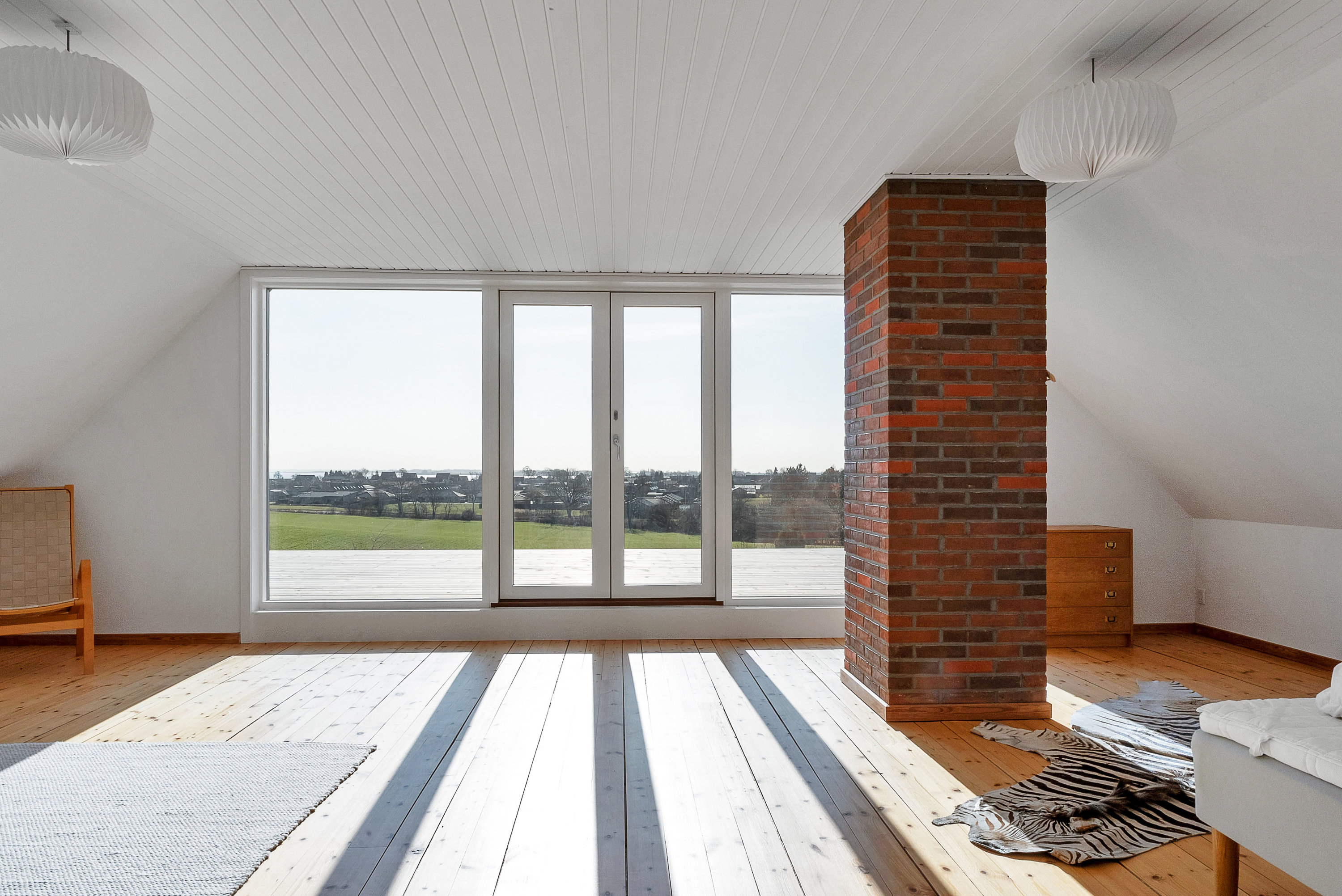 Fremhævet stue billede i fuldskærmstilstand. Billede af Alléskovvej 40, 5600 Faaborg