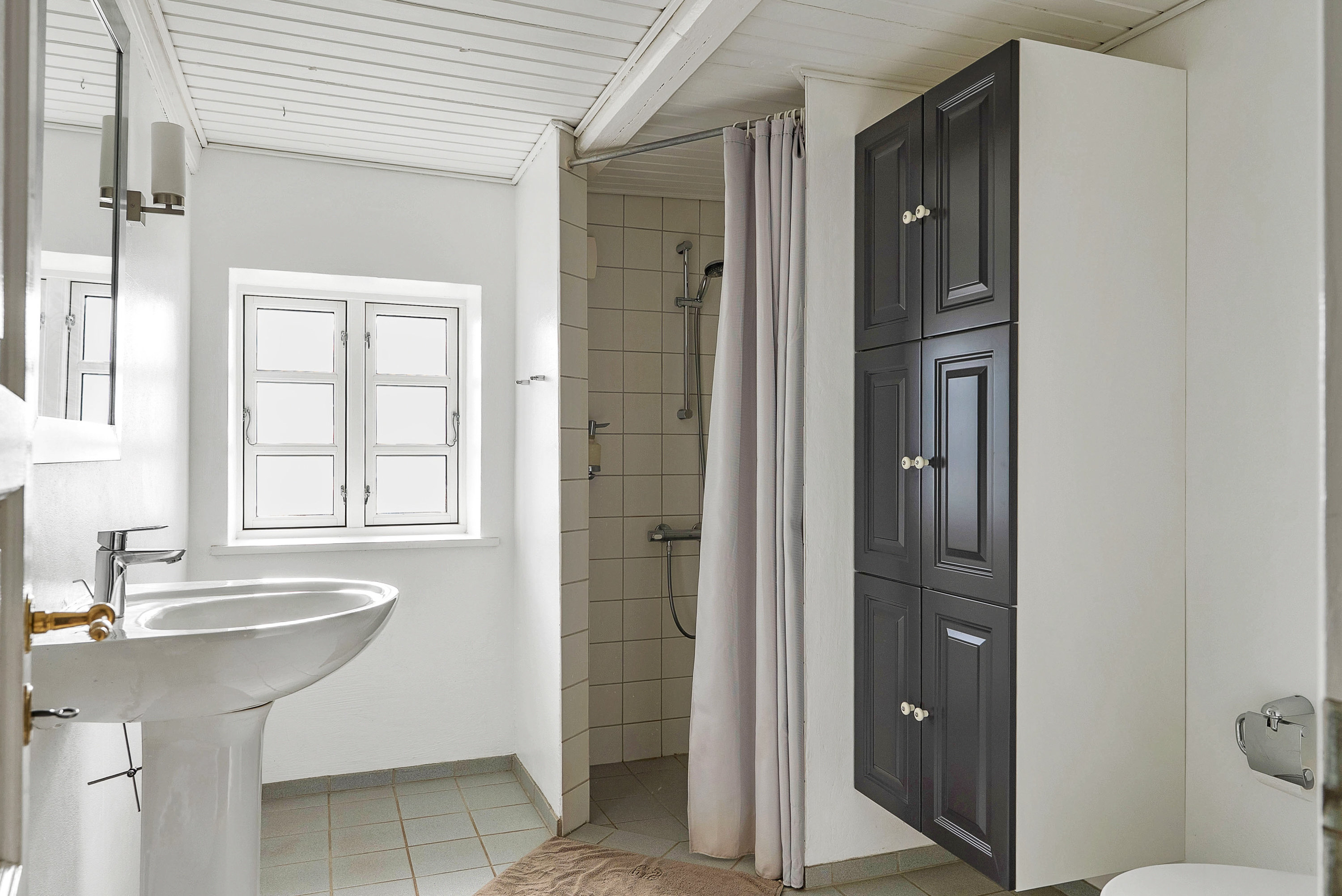 Fremhævet badeværelse billede i fuldskærmstilstand. Billede af Marbækvej 24, Marbæk, 5450 Otterup