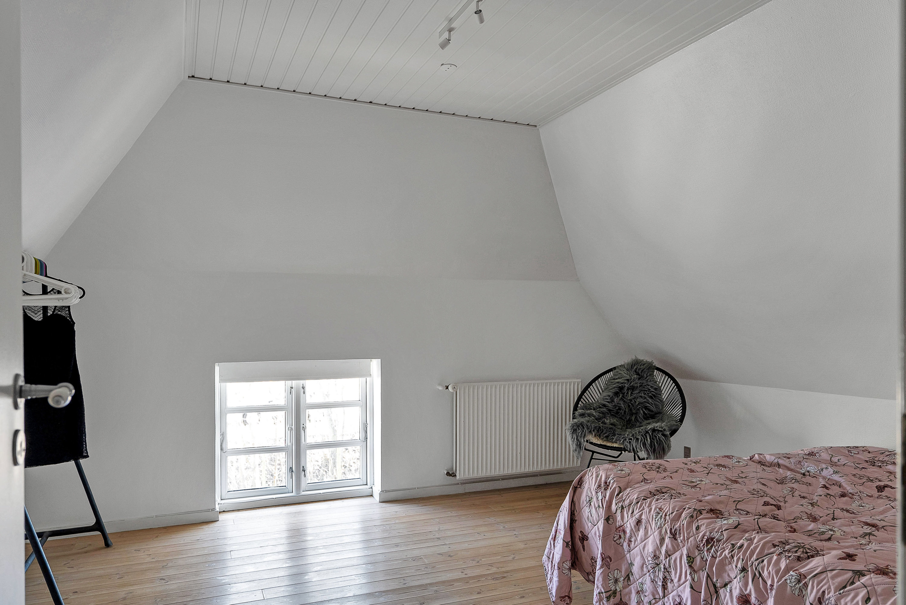 Fremhævet værelse billede i fuldskærmstilstand. Billede af Marbækvej 24, Marbæk, 5450 Otterup