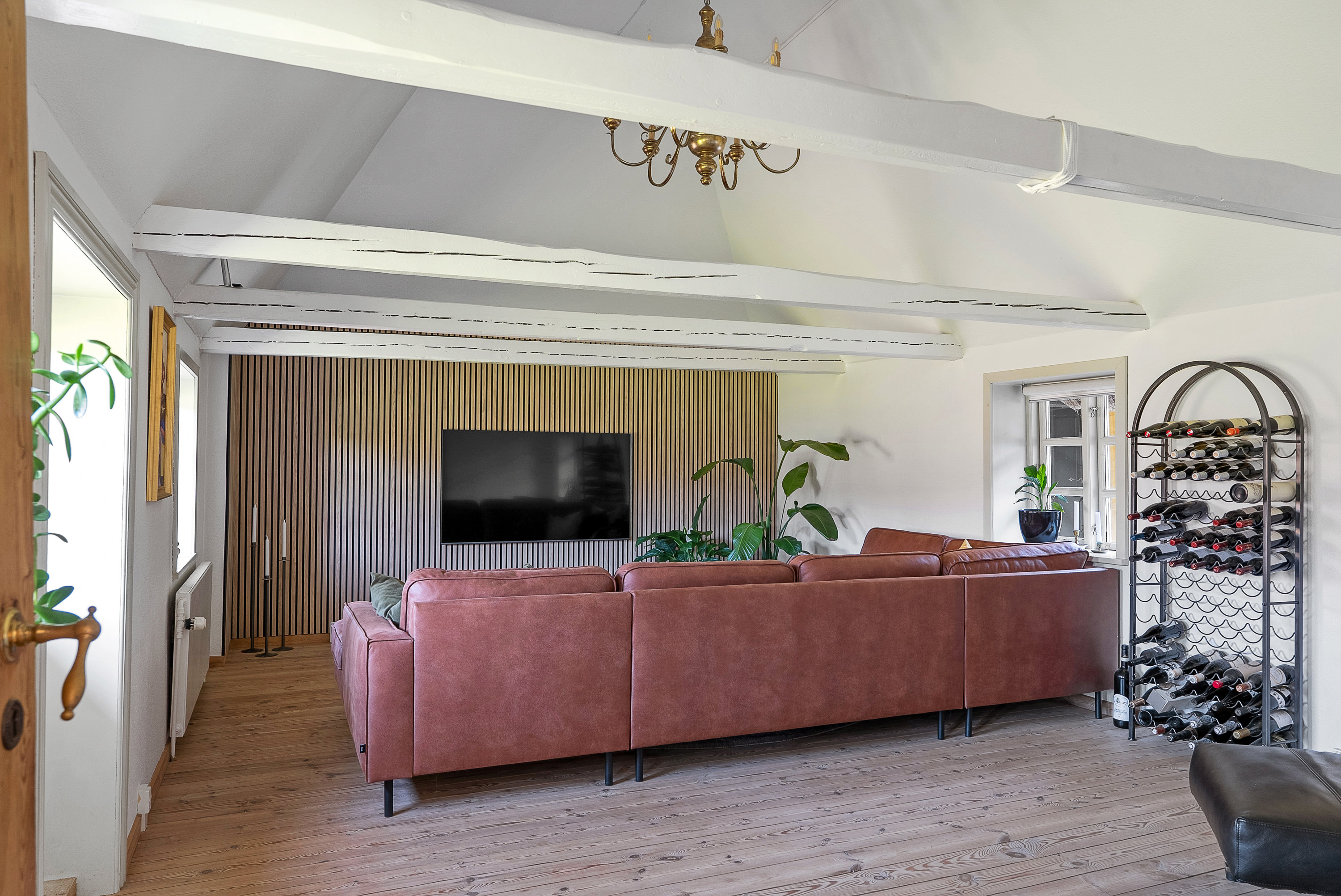 Fremhævet stue billede i fuldskærmstilstand. Billede af Marbækvej 24, Marbæk, 5450 Otterup