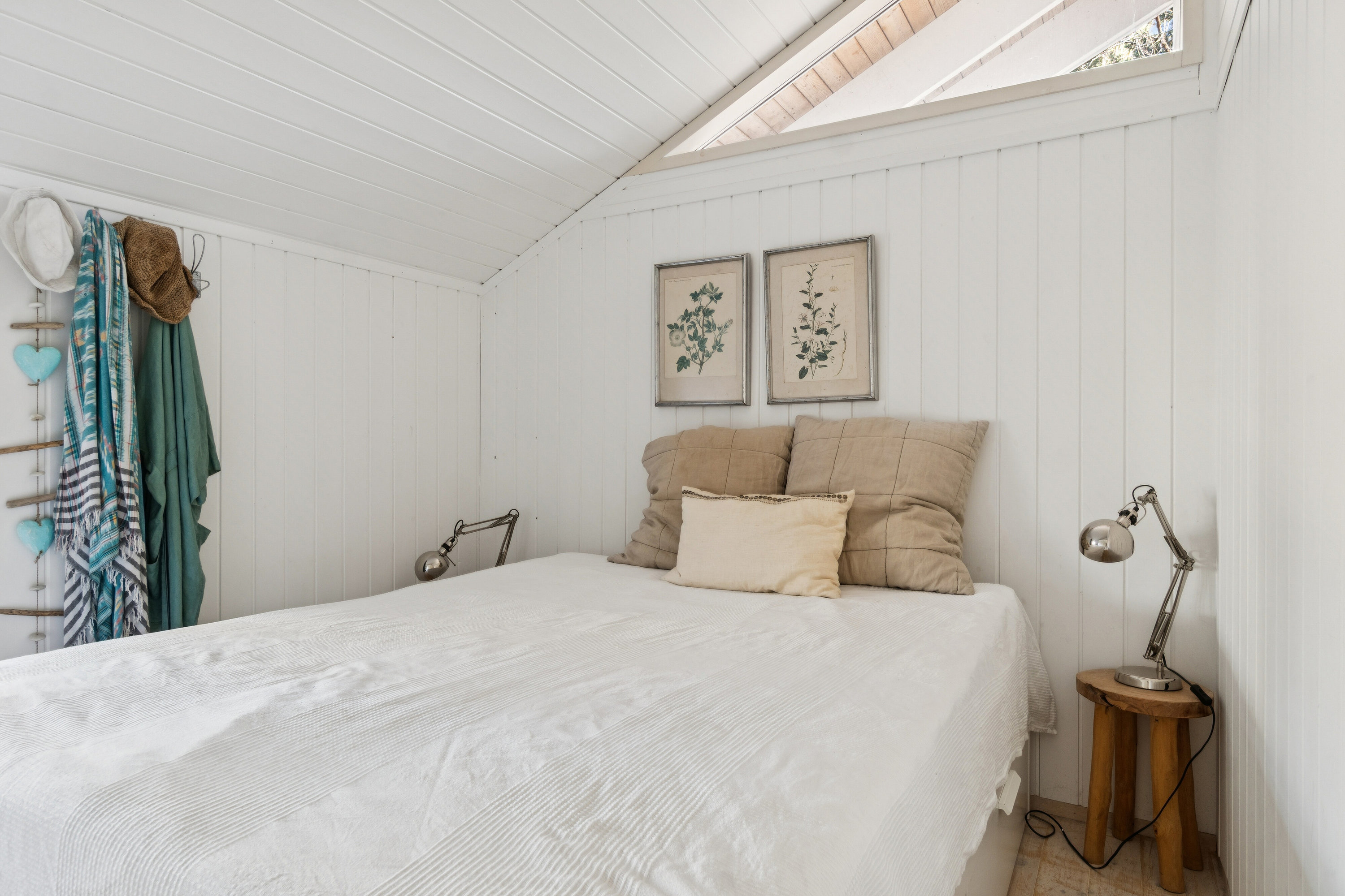 Fremhævet soveværelse billede i fuldskærmstilstand. Billede af Koglevænget 12, Stenstrup, 4573 Højby