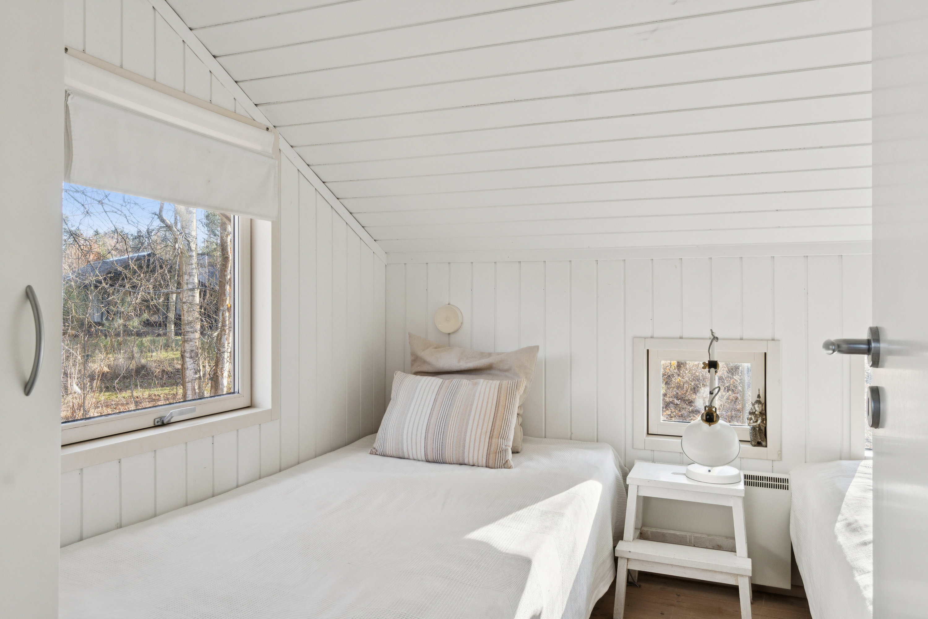 Fremhævet soveværelse billede i fuldskærmstilstand. Billede af Koglevænget 12, Stenstrup, 4573 Højby