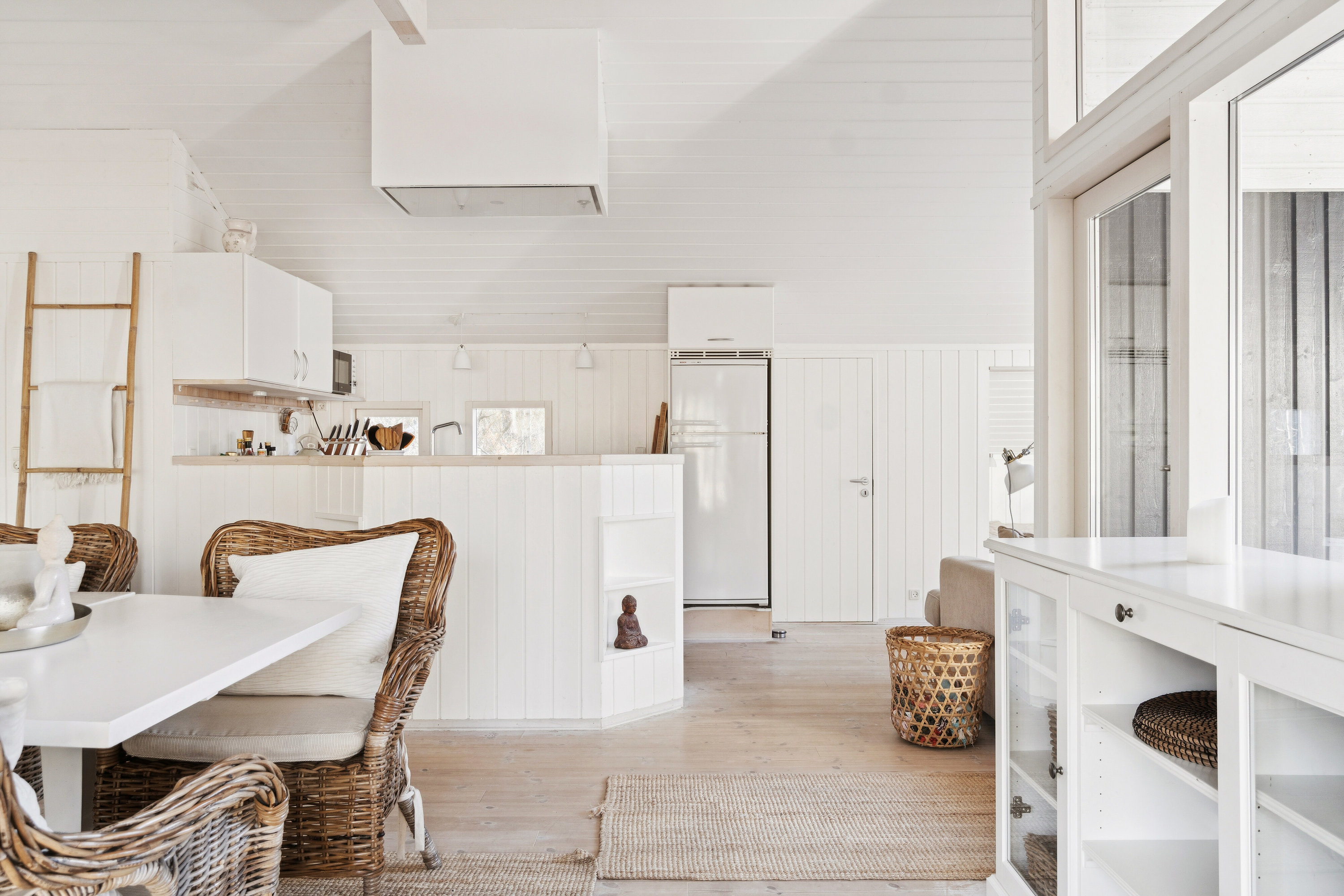 Fremhævet spisestue billede i fuldskærmstilstand. Billede af Koglevænget 12, Stenstrup, 4573 Højby