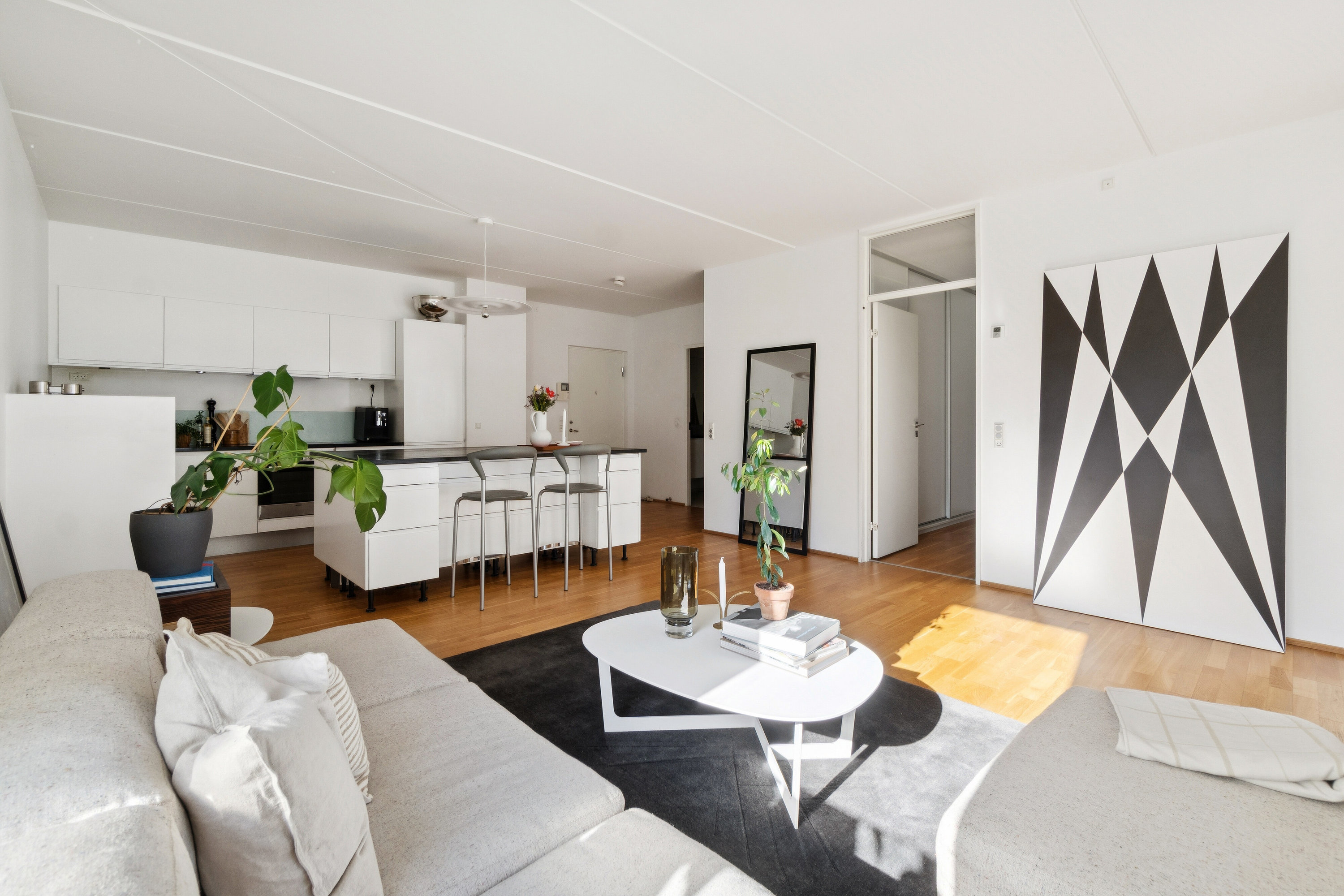 Fremhævet stue billede i fuldskærmstilstand. Billede af Jens Otto Krags Gade 9, 1. 2., 2300 København S