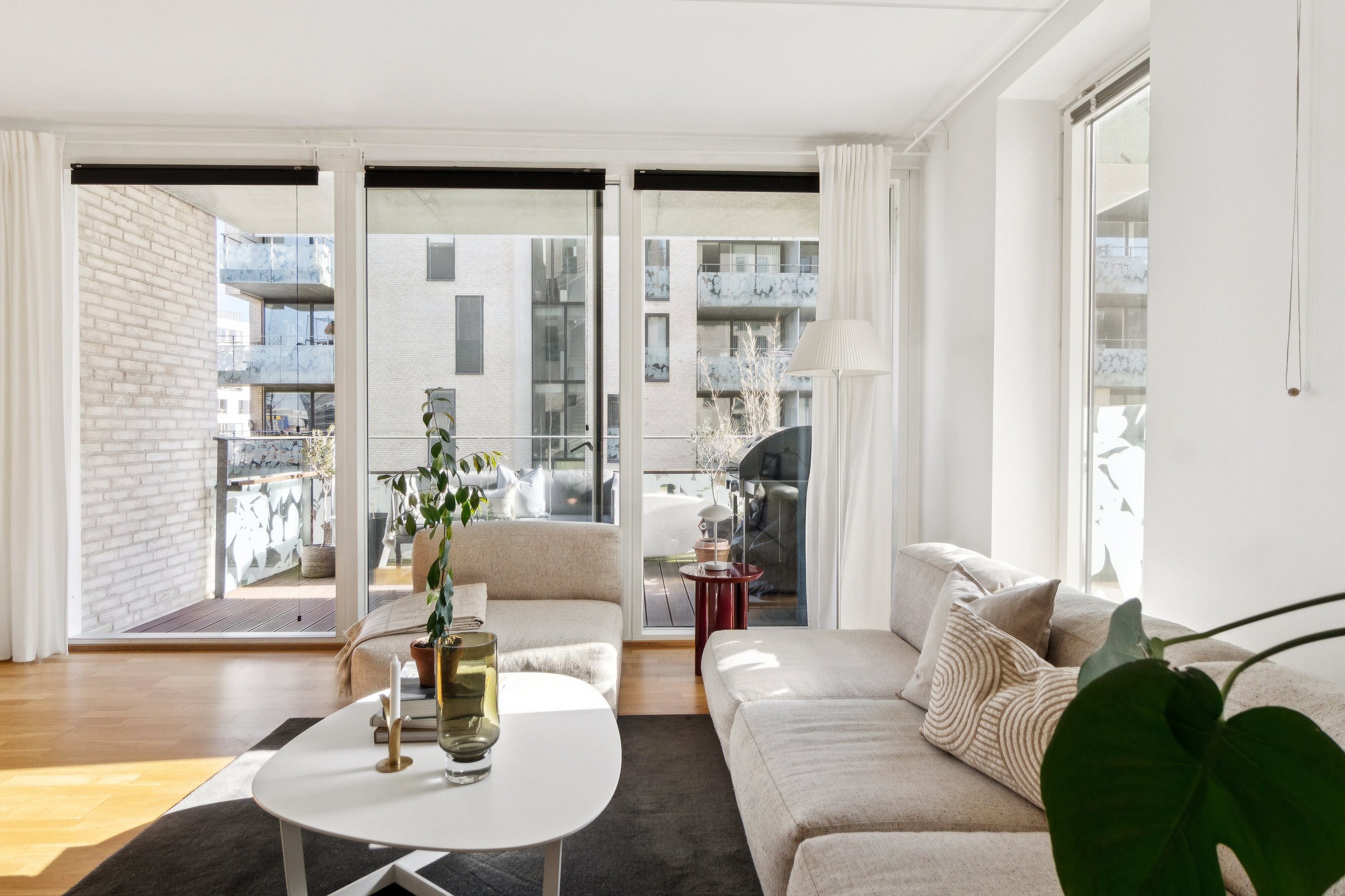 Fremhævet stue billede i fuldskærmstilstand. Billede af Jens Otto Krags Gade 9, 1. 2., 2300 København S