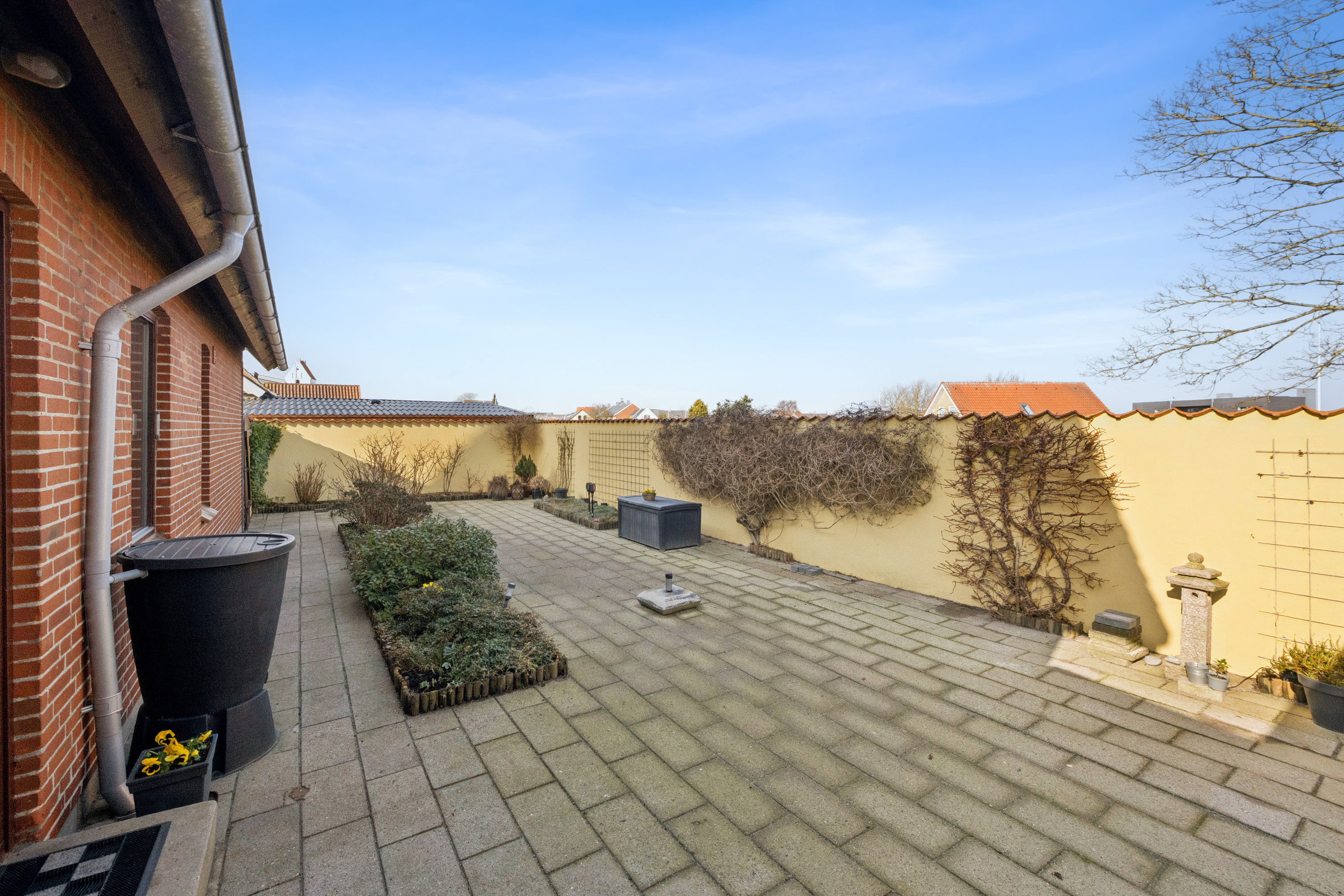 Fremhævet terrasse billede i fuldskærmstilstand. Billede af Kirkestræde 21, Glyngøre, 7870 Roslev