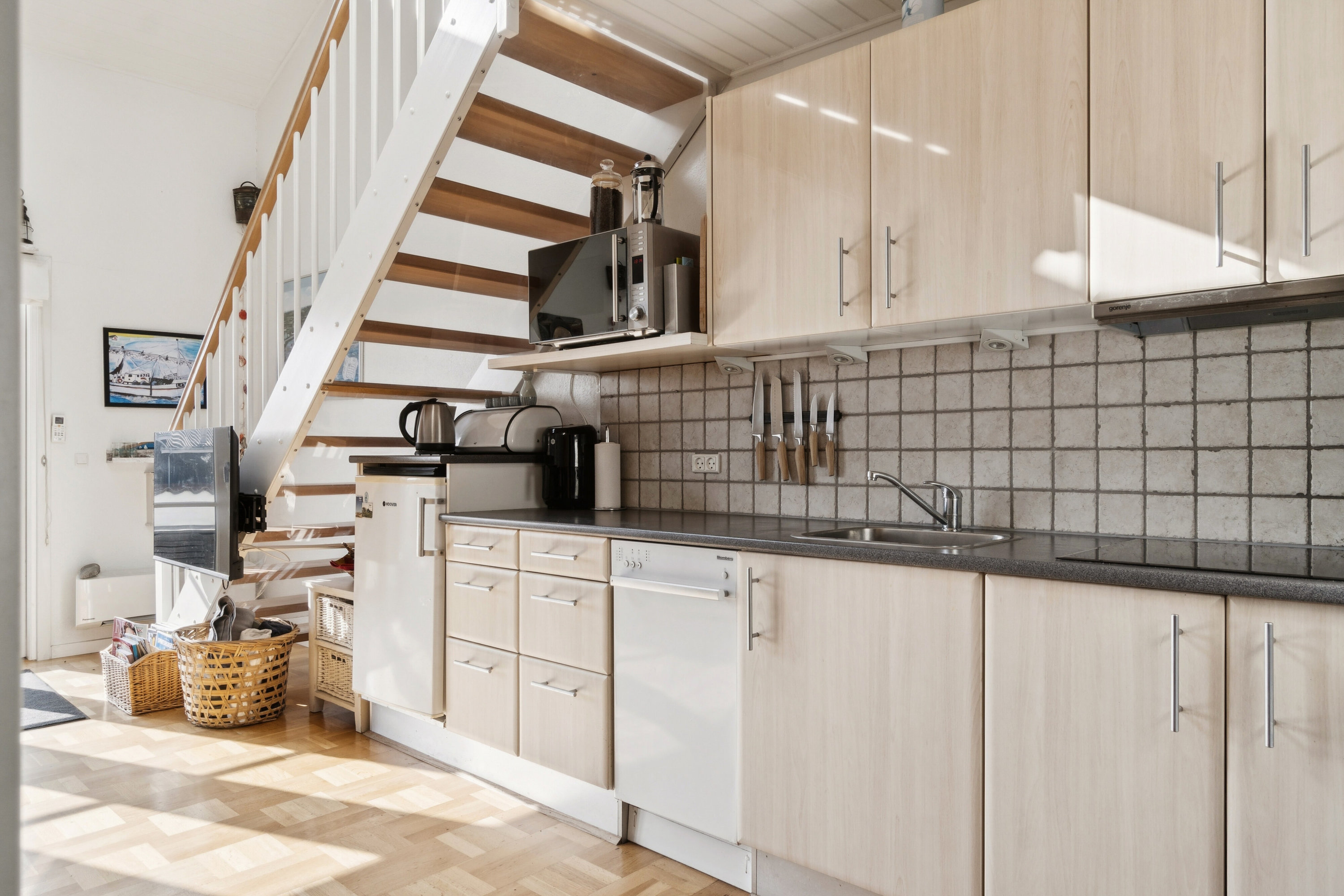 Fremhævet køkken billede i fuldskærmstilstand. Billede af Agger Havn Feriecenter 9, Agger, 7770 Vestervig