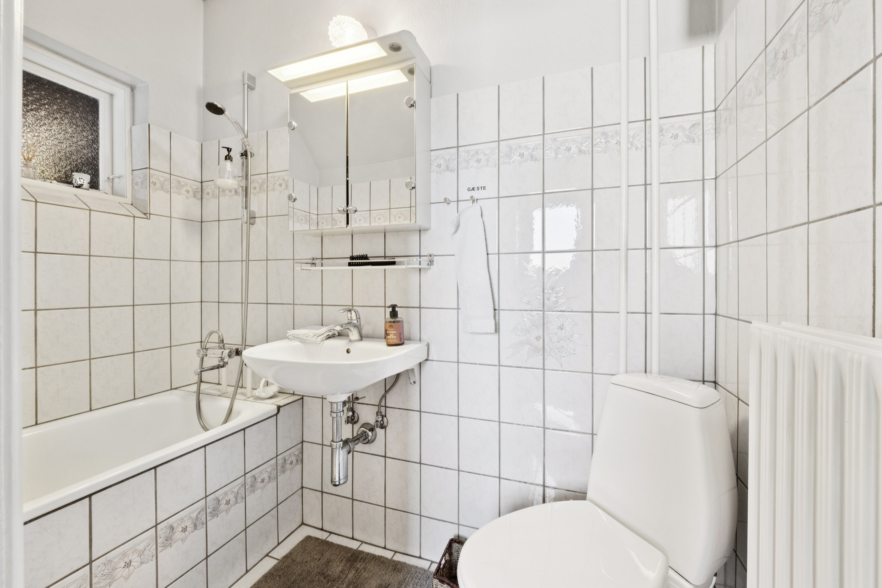 Fremhævet badeværelse billede i fuldskærmstilstand. Billede af Kirkestræde 21, Glyngøre, 7870 Roslev