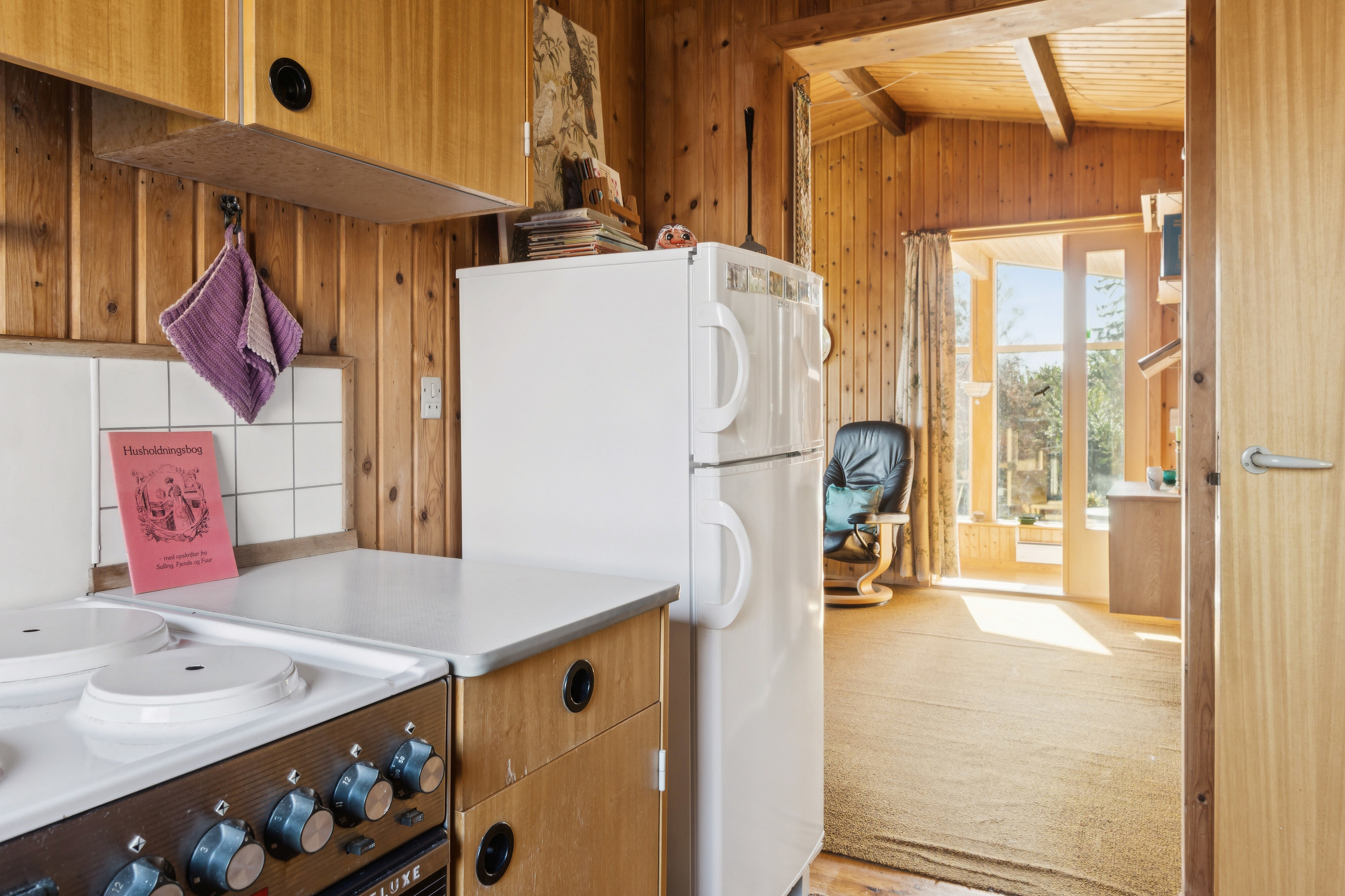 Fremhævet køkken billede i fuldskærmstilstand. Billede af Skovspurvevej 19, Kregme, 3300 Frederiksværk