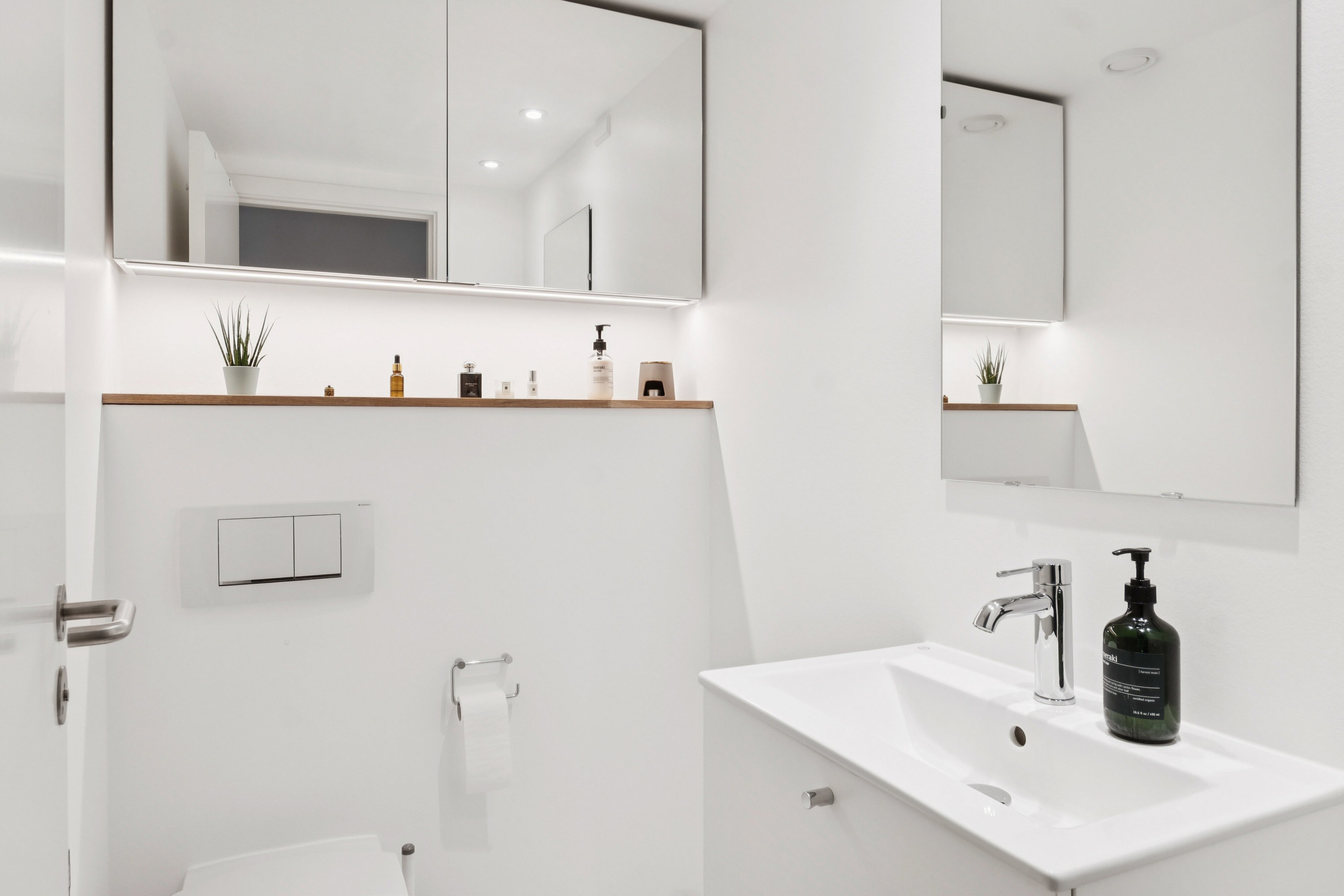 Fremhævet badeværelse billede i fuldskærmstilstand. Billede af Rønne Alle 12, st.. c., 2800 Kongens Lyngby