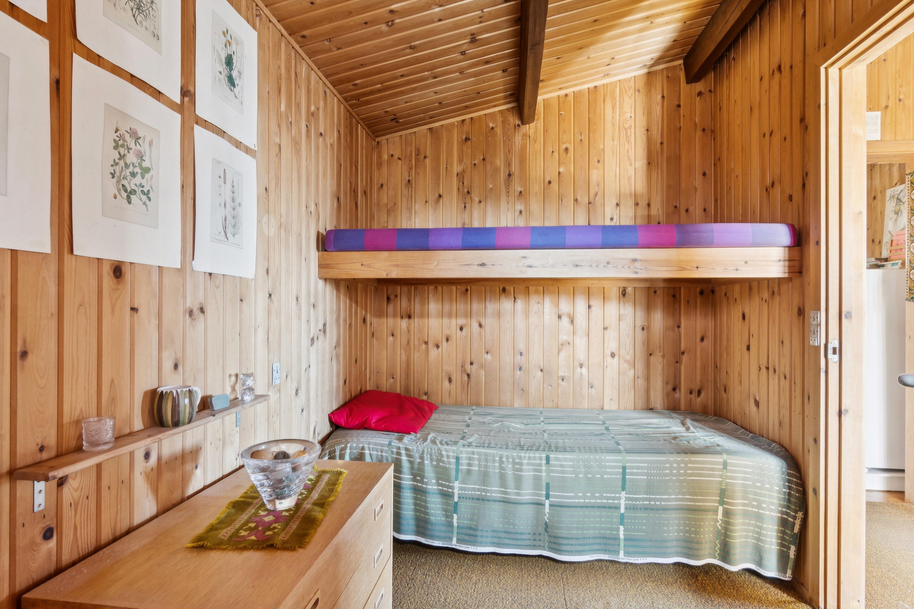 Fremhævet soveværelse billede i fuldskærmstilstand. Billede af Skovspurvevej 19, Kregme, 3300 Frederiksværk