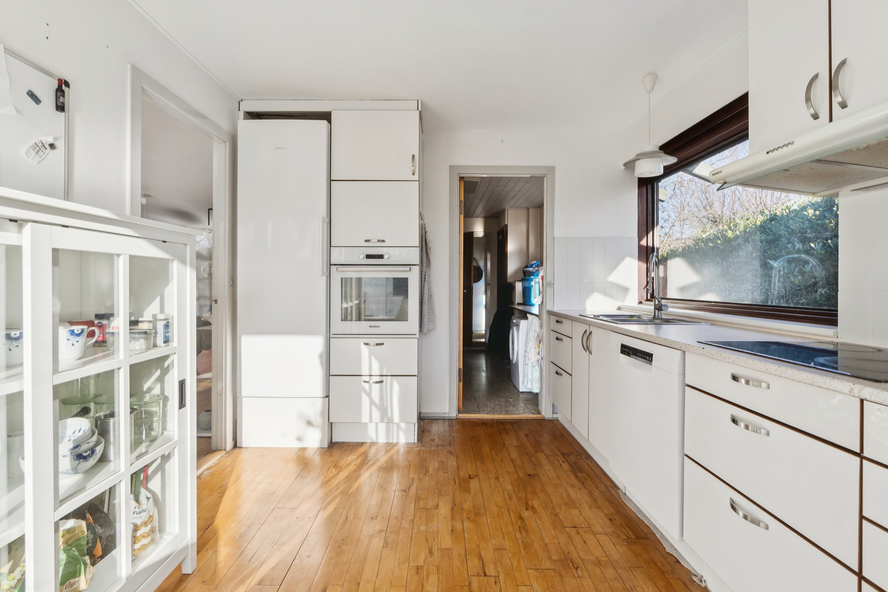 Fremhævet køkken billede i fuldskærmstilstand. Billede af Perlevej 24, 2650 Hvidovre