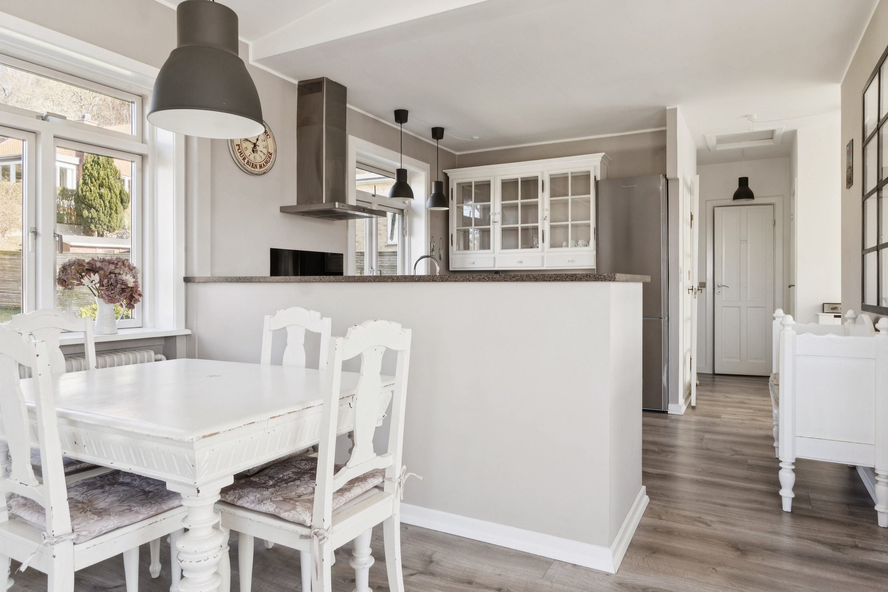 Fremhævet køkkenalrum billede i fuldskærmstilstand. Billede af Frydsvej 15, 3300 Frederiksværk