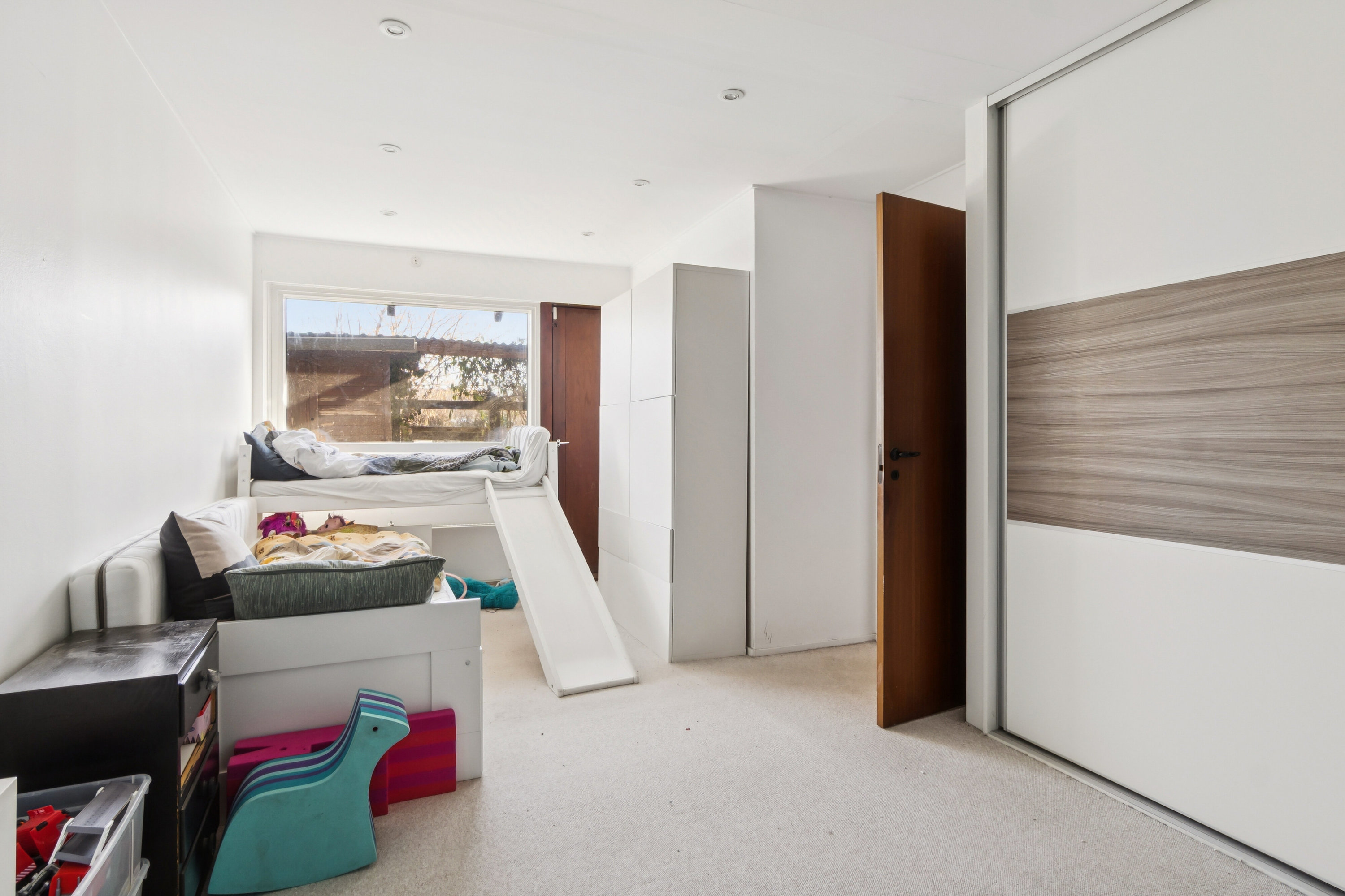 Fremhævet soveværelse billede i fuldskærmstilstand. Billede af Perlevej 24, 2650 Hvidovre