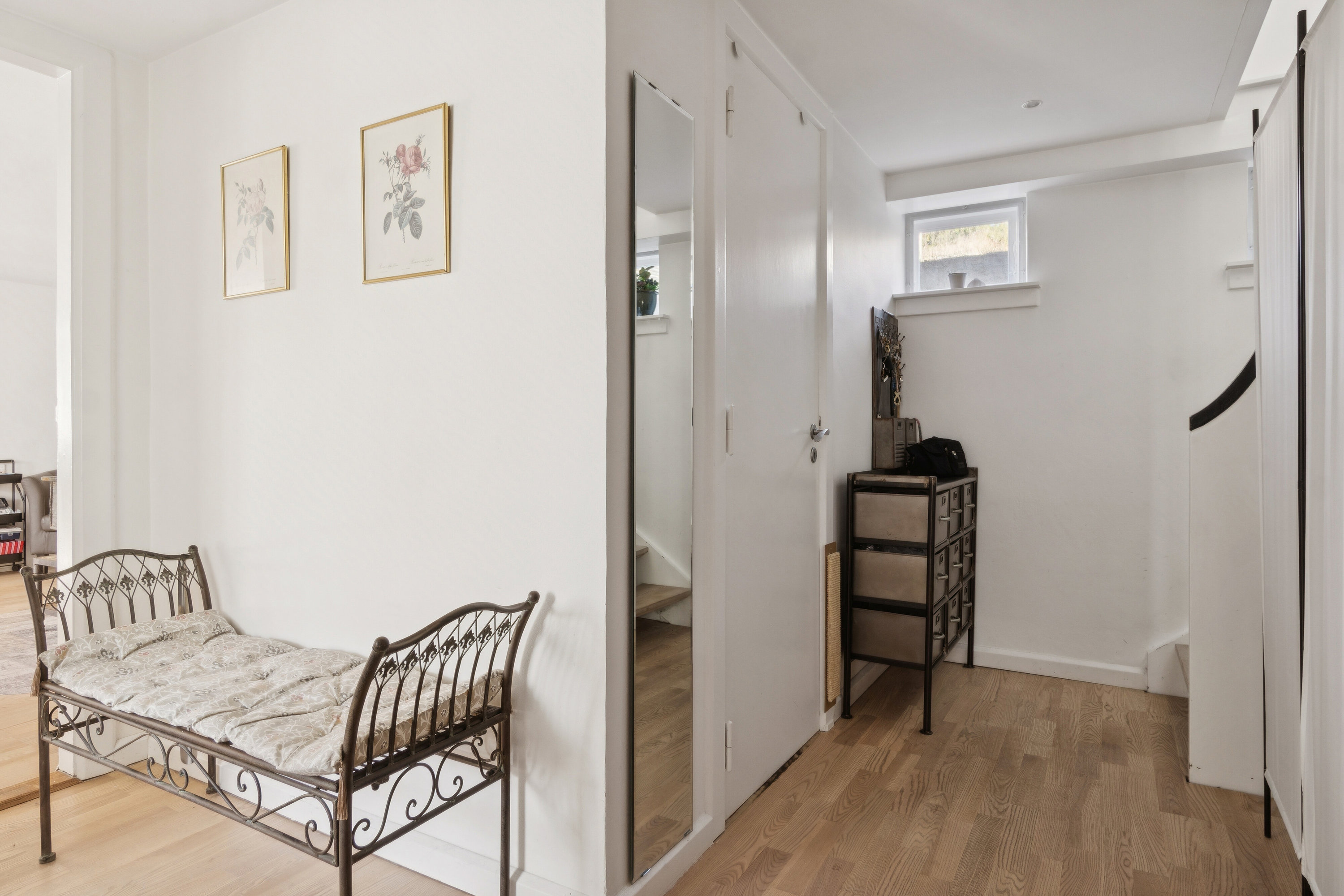 Fremhævet gang billede i fuldskærmstilstand. Billede af Frydsvej 15, 3300 Frederiksværk